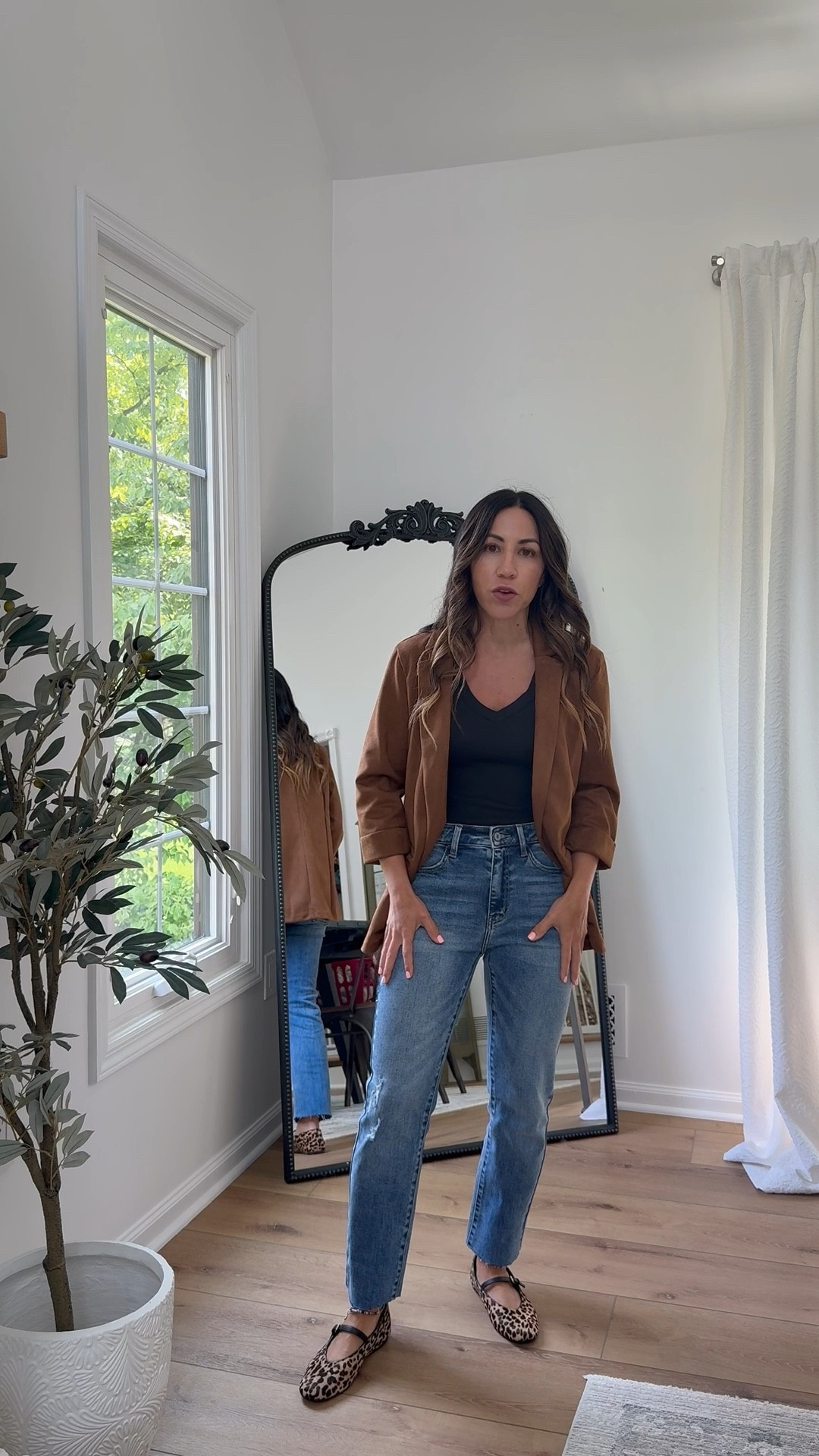 Jeans 25 short. Xs suede blazer. Tank XS. Leopard shoes TTS.

#LTKPetite #LTKFindsUnder50 #LTKSaleAlert