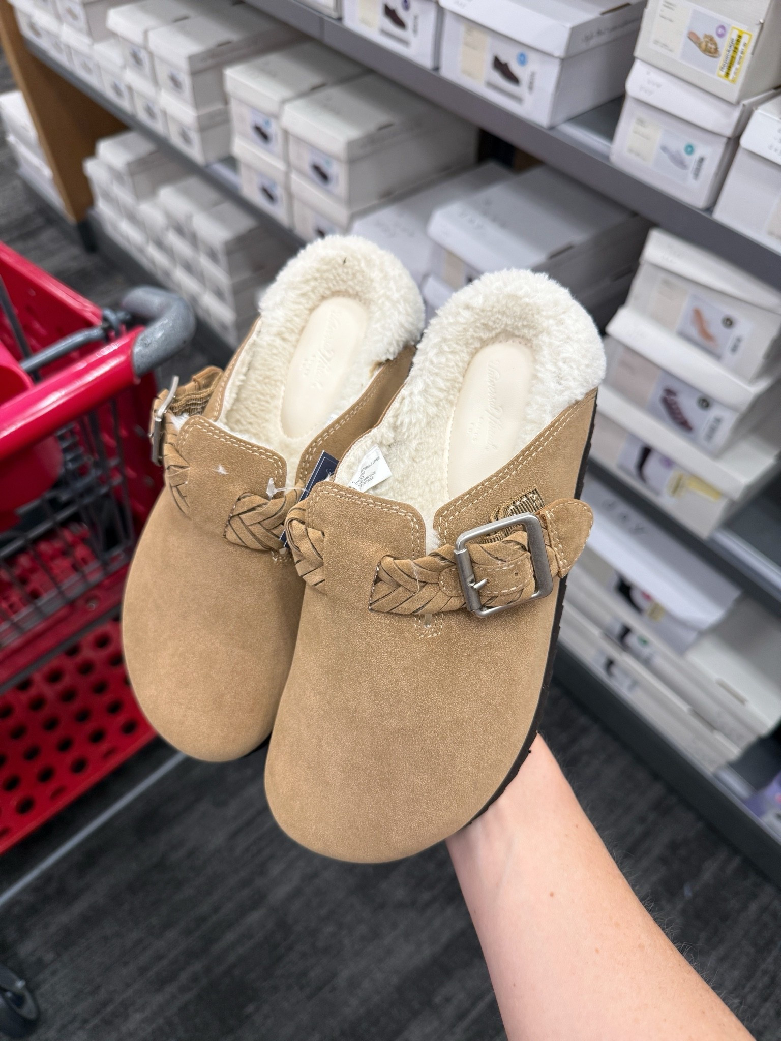 Cozy clogs

#LTKSeasonal #LTKootd #LTKdayinmylife