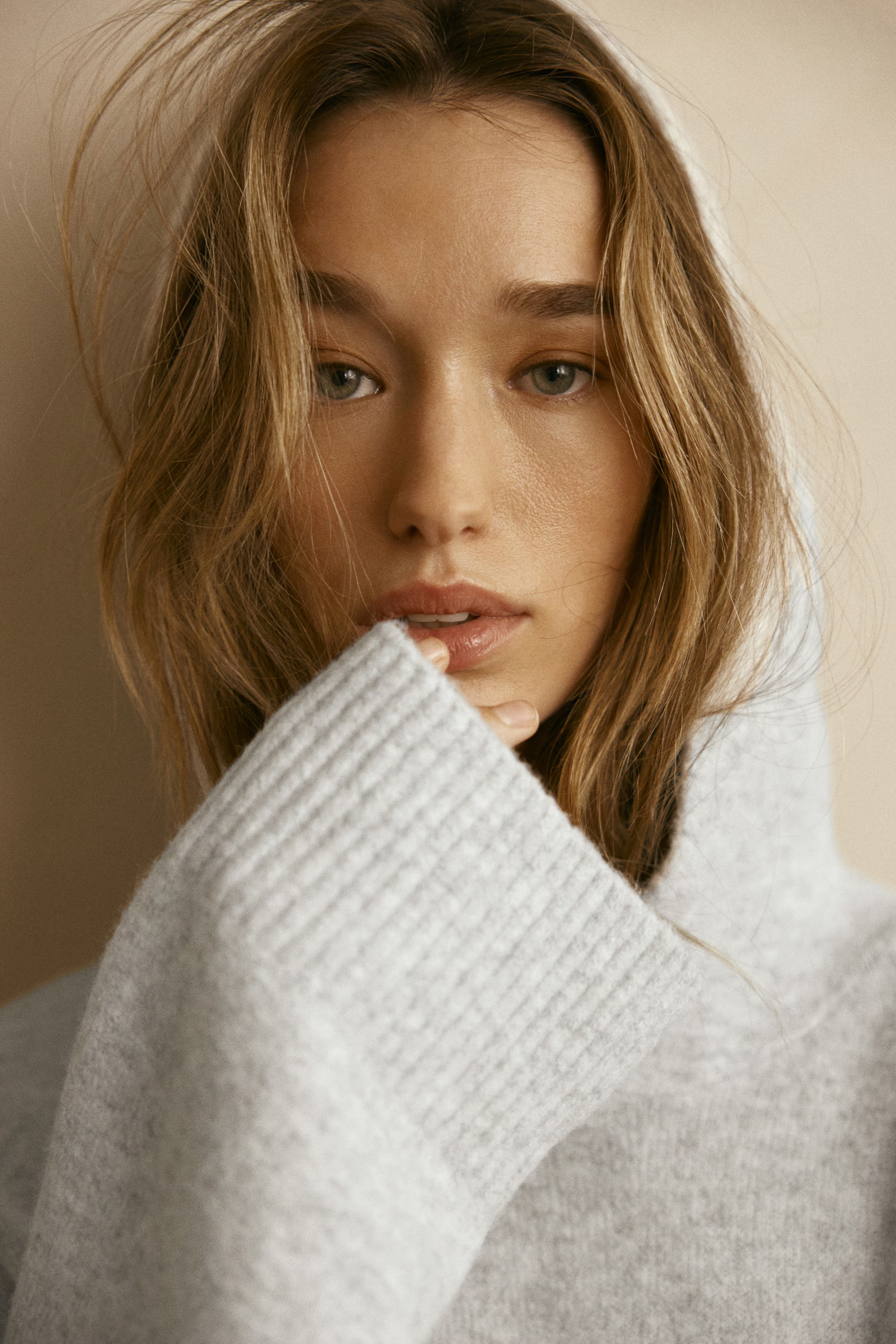 Knitted hoodie | H&M (UK, MY, IN, SG, PH, TW, HK)