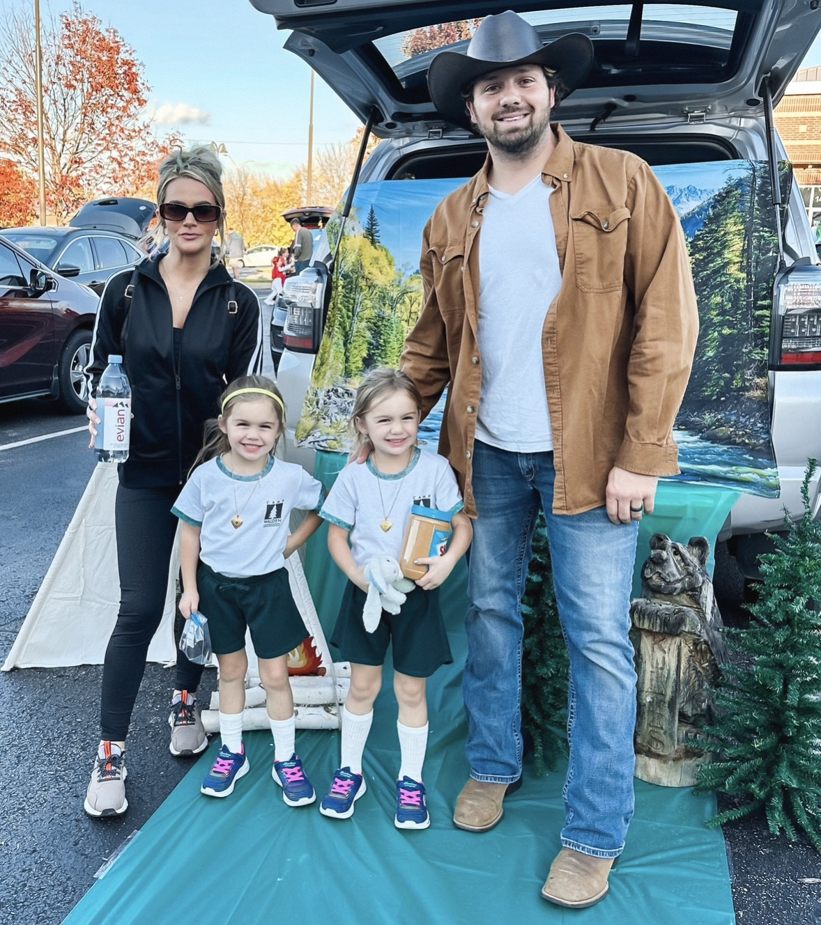 Family Halloween Costume: The Parent Trap 

#LTKKids #LTKHalloween #LTKFamily