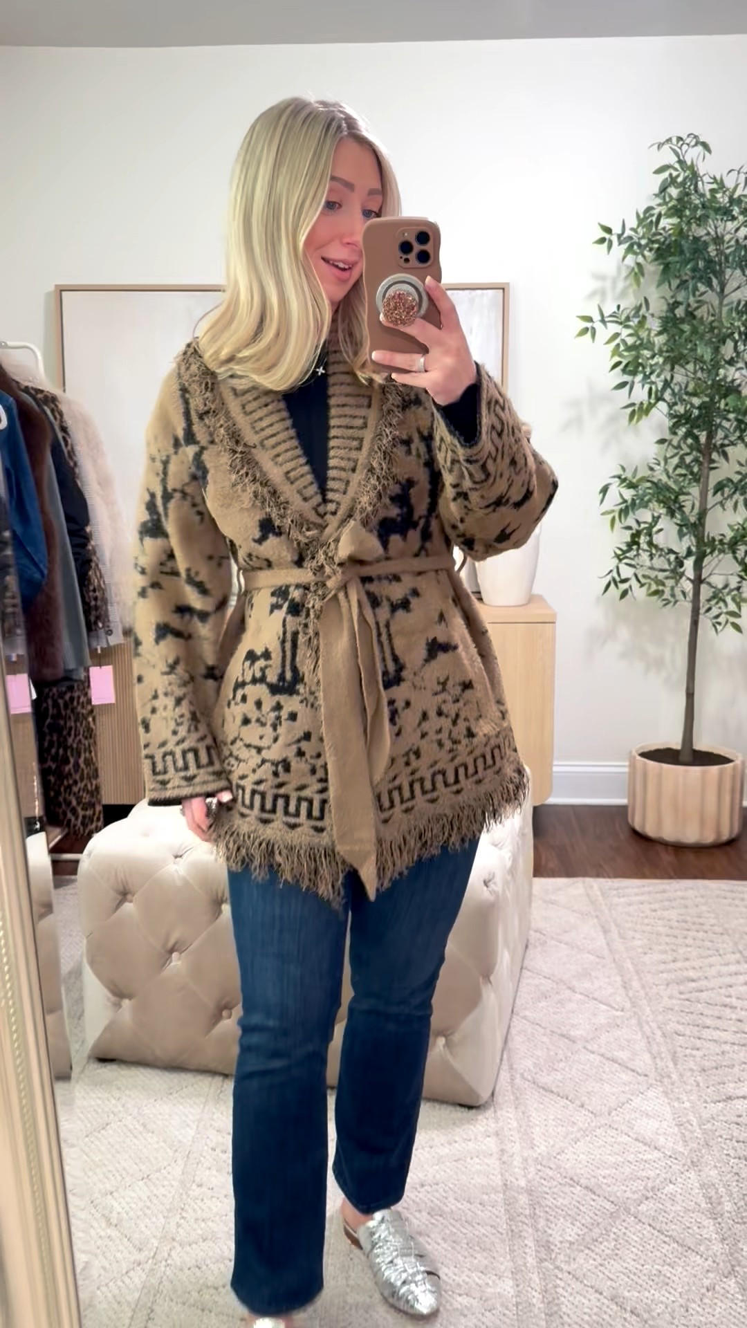 The coziest sweater made of my favorite eyelash material! Runs TTS, wearing size small! Jeans run on size big, wearing size 26, normally size 27

Winter outfits, cardigans, Anthropologie, Nordstrom rack 

#LTKFindsUnder50 #LTKHoliday #LTKdayinmylife