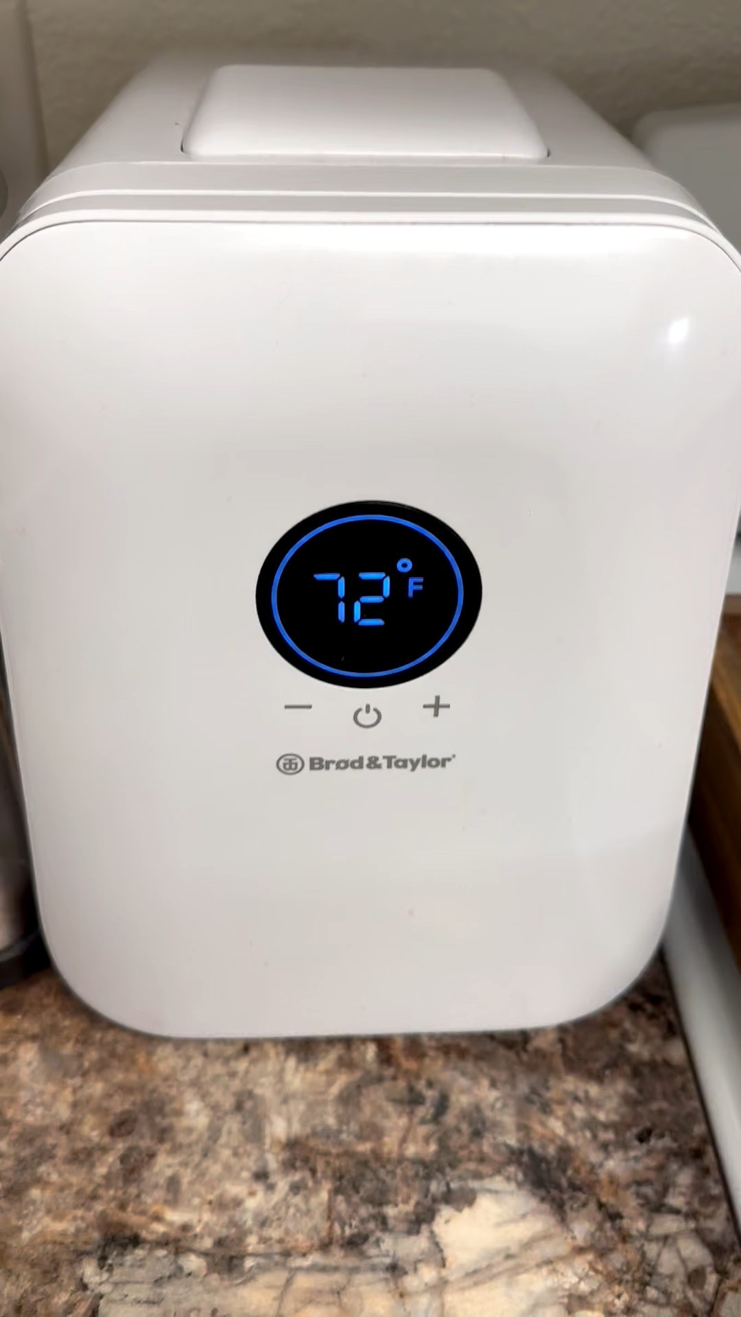 The best way to keep your sourdough happy and alive!!! We always use ours and never have to worry about our sourdough❤️
#sourdough #baking

#LTKHome #LTKdayinmylife #LTKmorningroutine