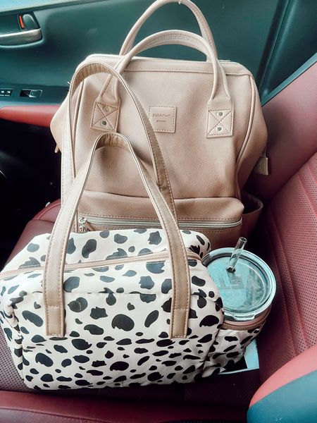 The best work bag and lunch bag! But don’t forget to go cup to stay hydrated 🩷🤍💕🌸🥳

#LTKstyletip #LTKFind #LTKworkwear