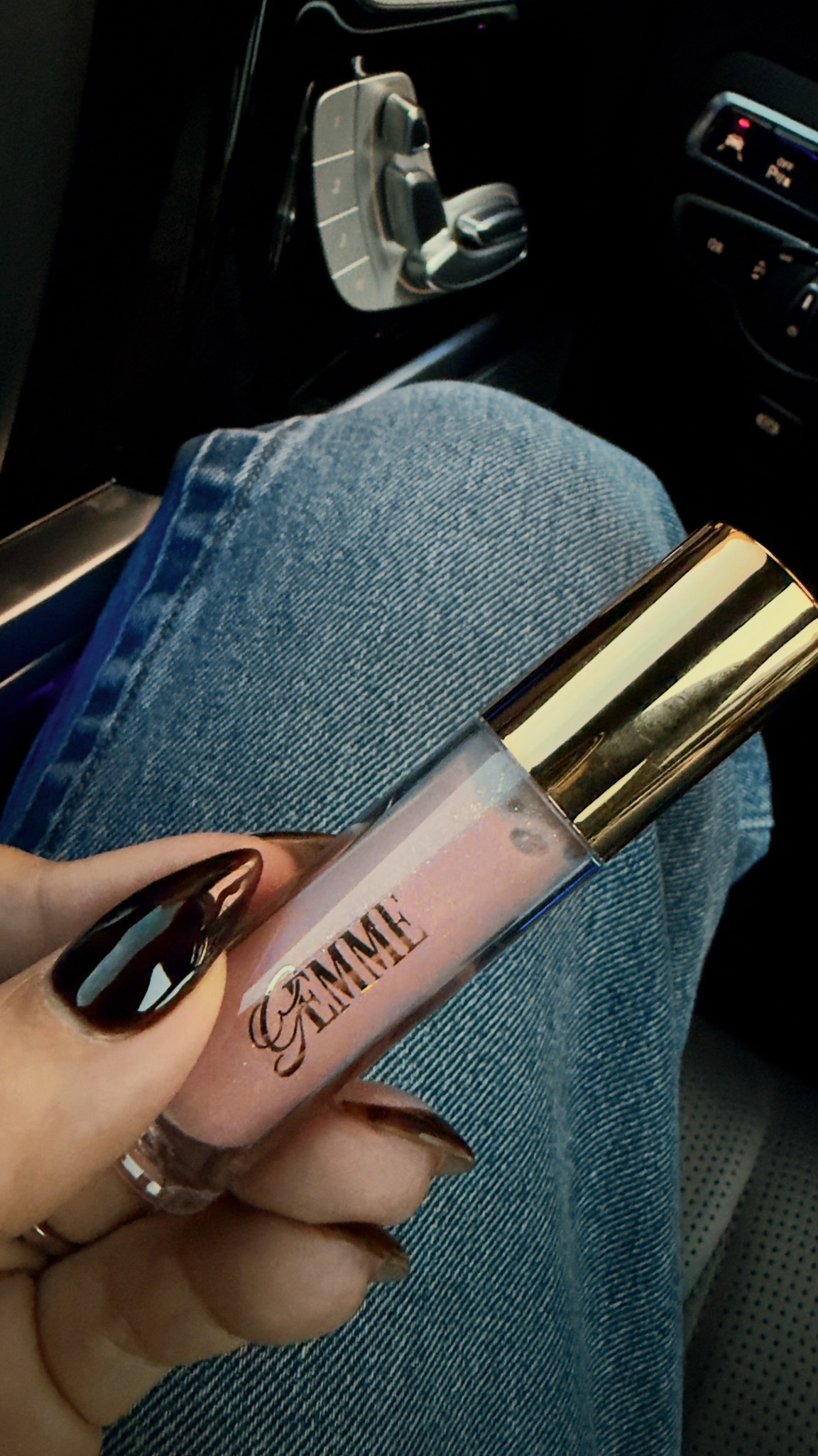 Absolutely obsessed with this new gloss! 

Quickly become my everyday one! 🩷✨