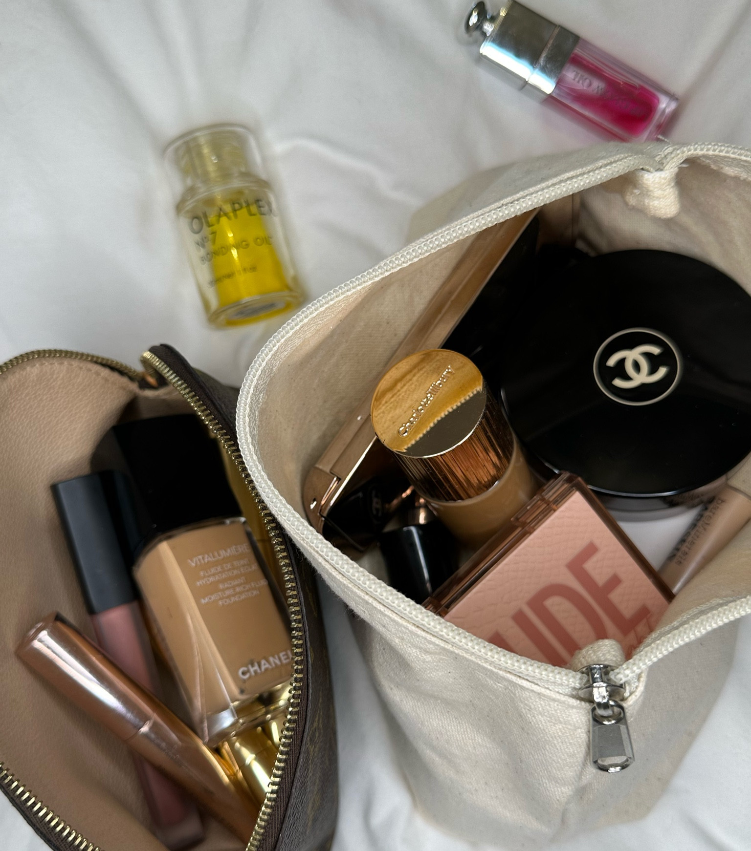What’s in my make up bag + my favourites for Black Friday 💄💕😍✨

#LTKGiftGuide #LTKbeauty #LTKeurope