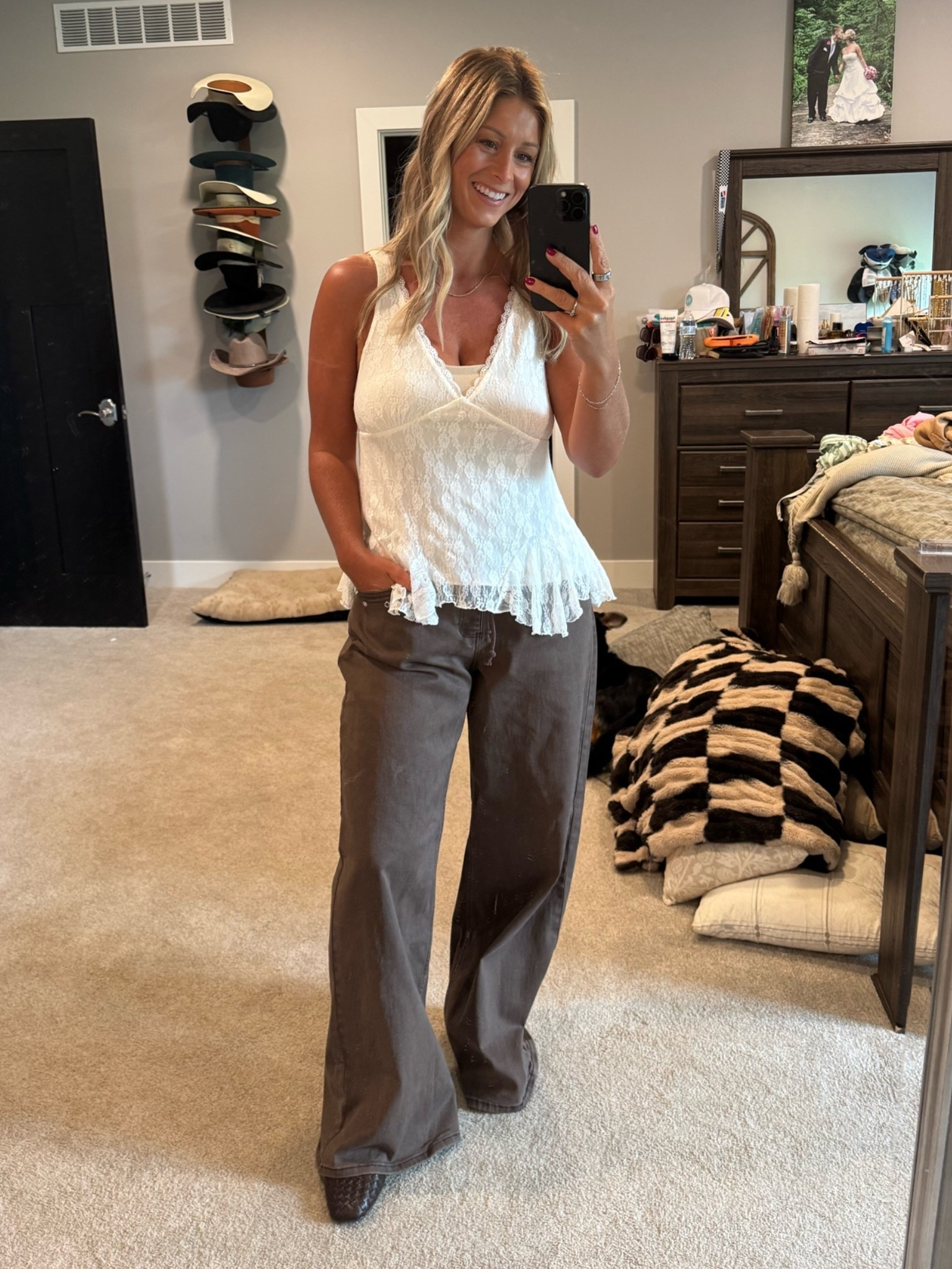 Trendy millennial mom! Love these outfit from Walmart, whole look under $65!

#LTKootd #LTKdayinmylife #LTKgrwm