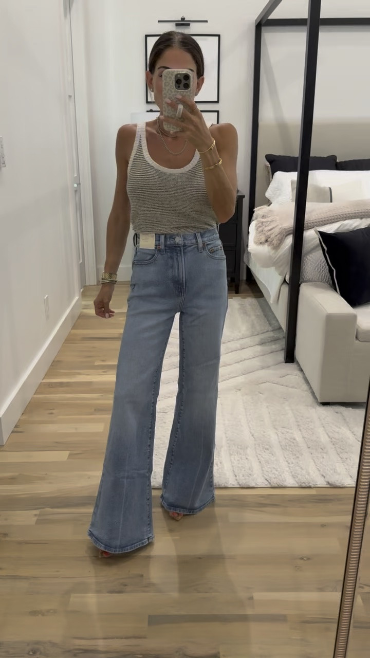 Flare jeans size 00 on sale. These look $$ but aren’t on sale under $30

#LTKSaleAlert #LTKPetite #LTKgrwm