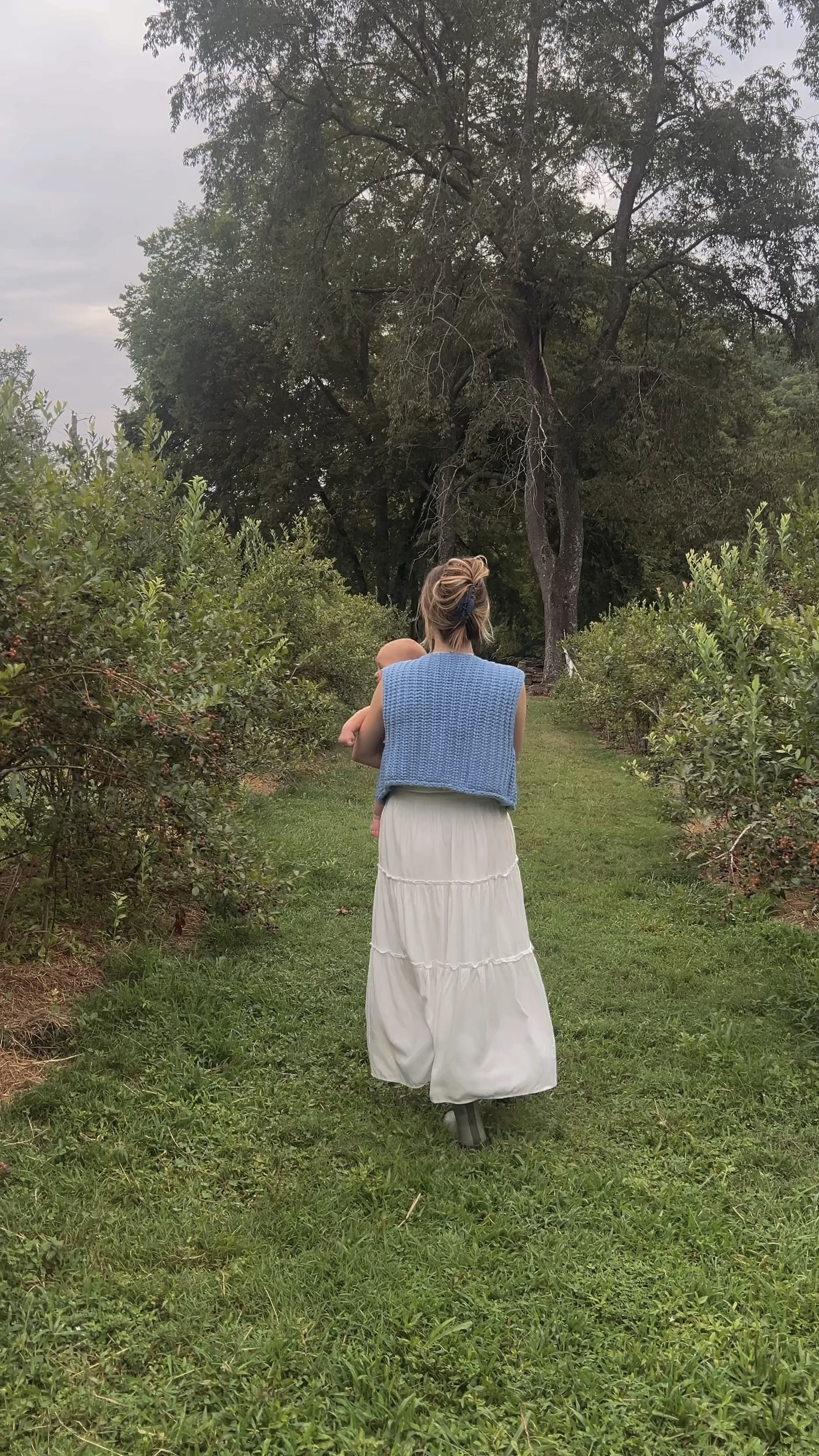 blueberry farm 🫐

#LTKFindsUnder50 #LTKSeasonal #LTKFamily