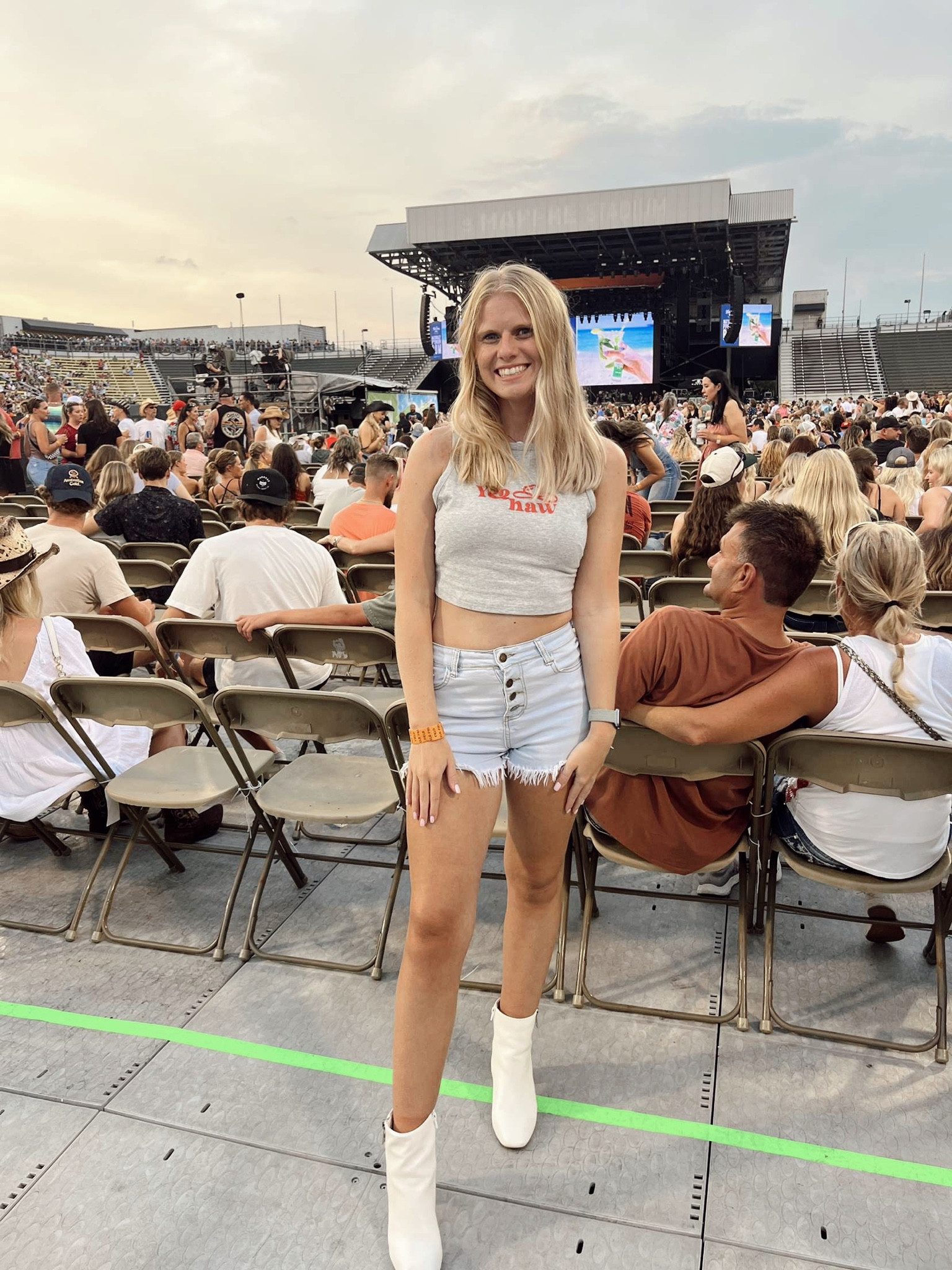 Cute country concert fit

#LTKCon #LTKStyleTip #LTKU