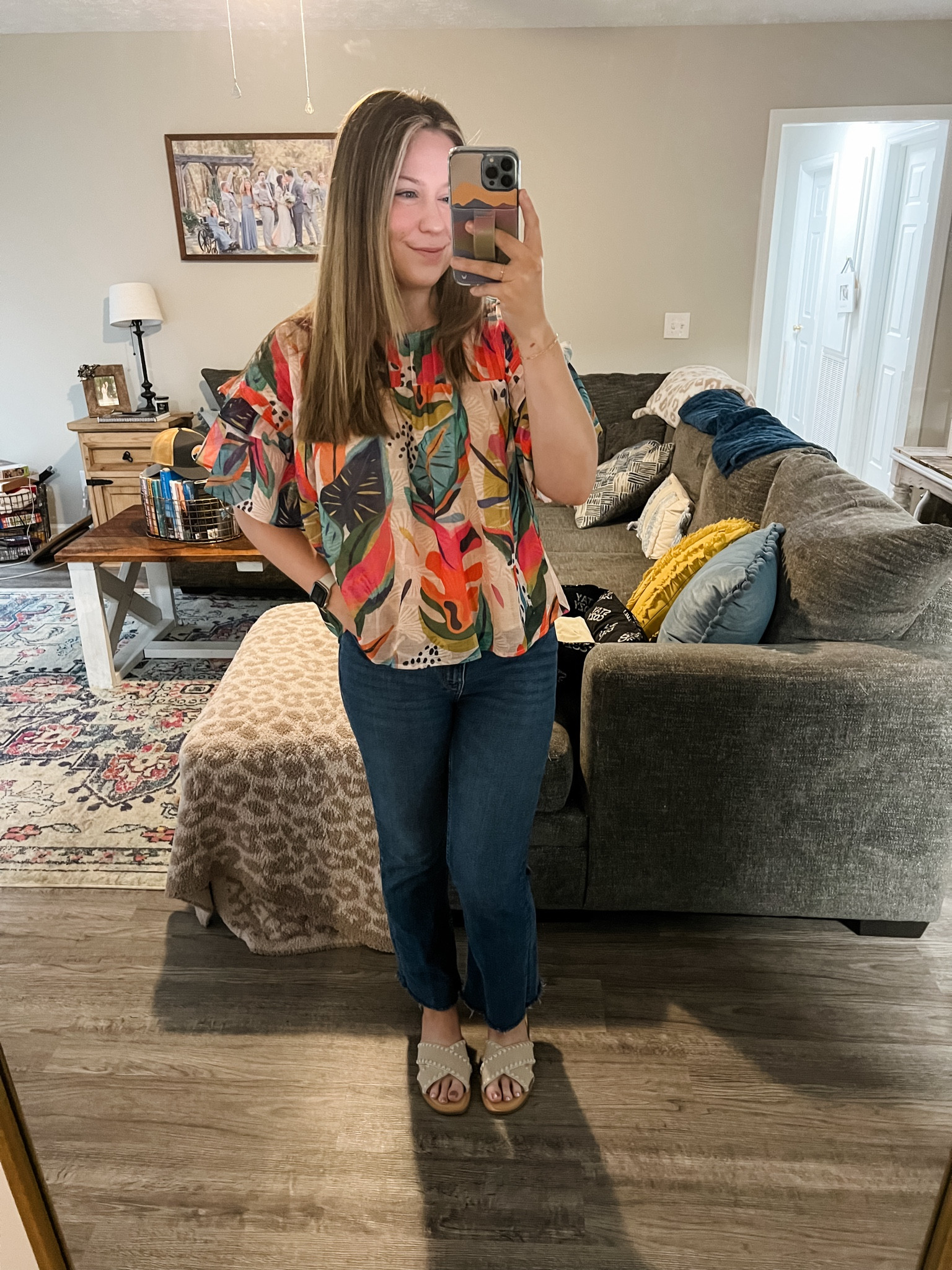 Ootd, casual ootd, philcro jeans, Anthropologie jeans, dolce vita sandals, dolce vita shoes

#LTKworkwear #LTKfindsunder100 #LTKshoecrush