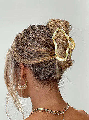 Take It Off Hair Clip Gold | Princess Polly US