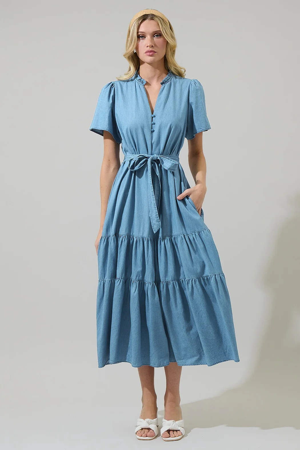 Skylah Chambray Britt Tiered Midi Dress | Sugarlips