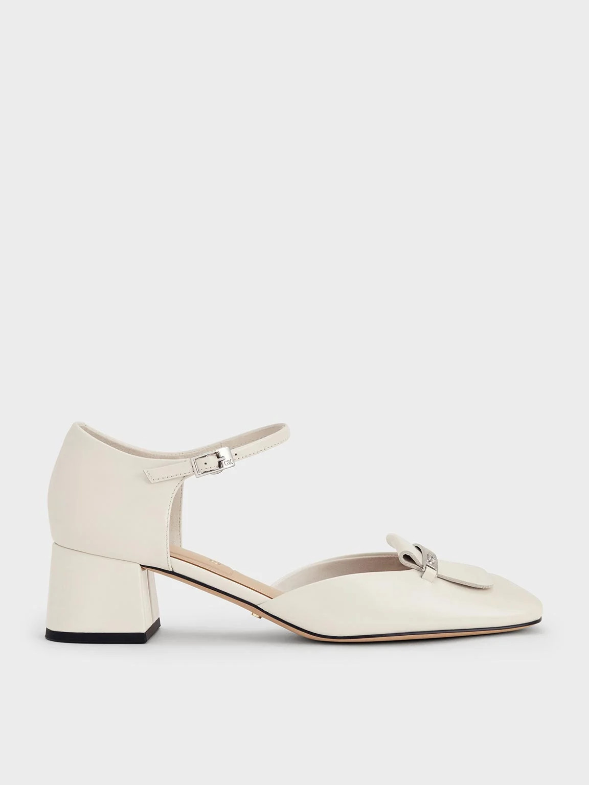 D'Orsay-Pumps aus Leder mit eckiger Zehenpartie und Knöchelriemen | CHARLES & KEITH | Charles & Keith EU