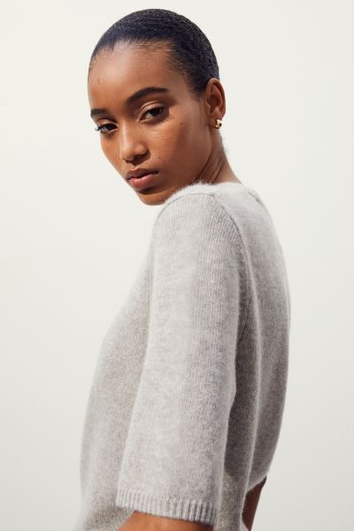 Knitted cashmere top - Greige - Ladies | H&M GB | H&M (UK, MY, IN, SG, PH, TW, HK)