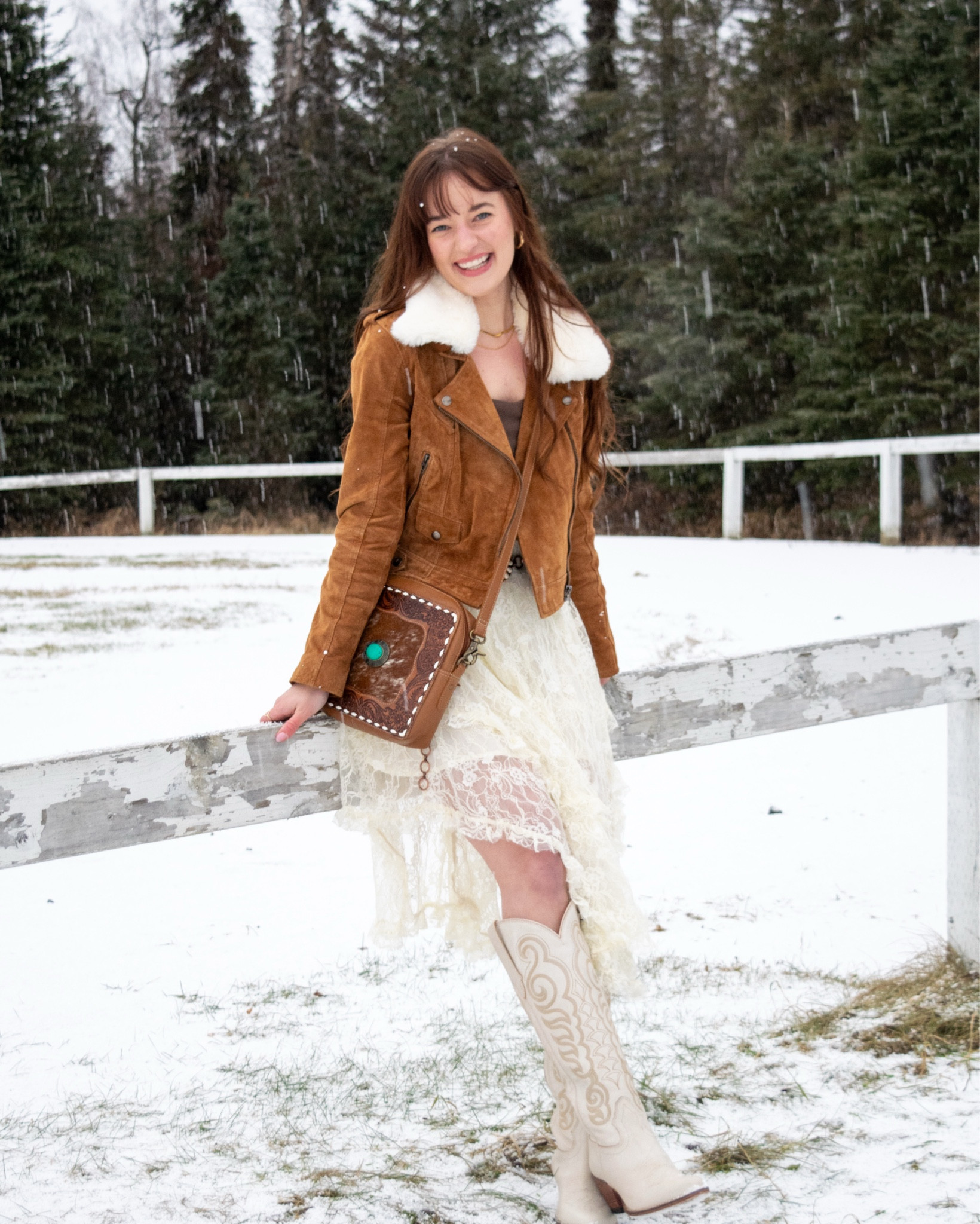 Cowgirl in the snow ❄️

#LTKPetite #LTKBeauty #LTKStyleTip