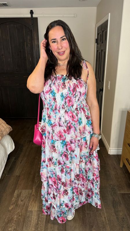 I found a really great dress for Spring. It would be perfect for a brunch, Easter, or a wedding. Nursing friendly. It makes me feel pretty and confident. I'm wearing my usual size XL and I linked a similar purse

#springfashion #floraldress #midsizefashion #nordstromfinds

#LTKfindsunder100 #LTKSeasonal #LTKstyletip