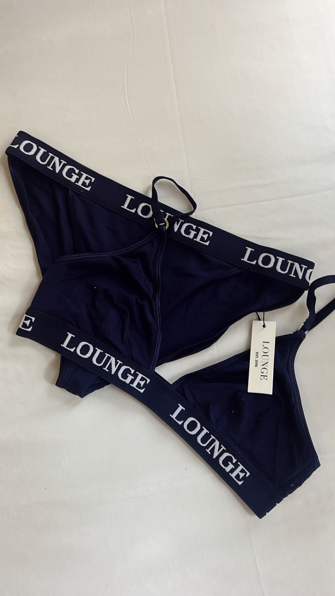 Absolute favorite everyday bra for around the house#LTKCyberWeek

#LTKSaleAlert #LTKU