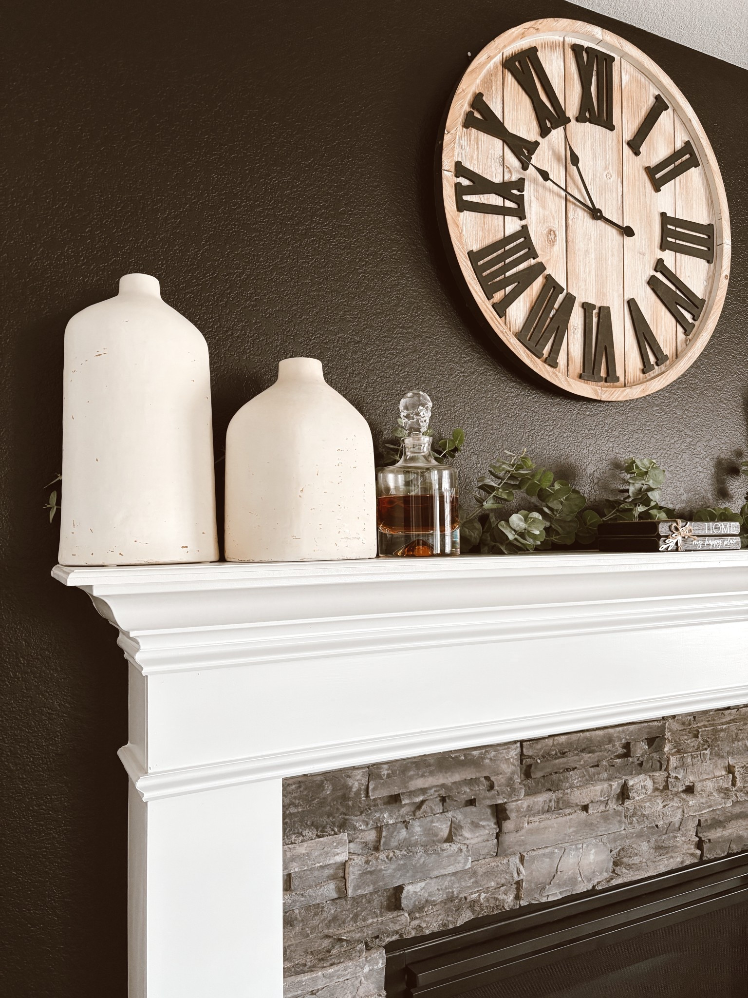 Spring mantel Decor 🕯️

#LTKHome #LTKSeasonal #LTKFindsUnder50