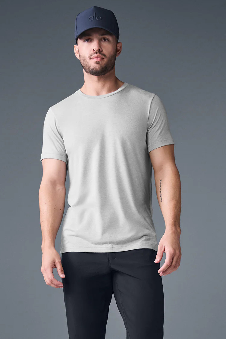 Model is 6'1” wearing MModel is 6'1” wearing MWearing Size MediumModel is 6'1”, with a 40... | Alo Yoga
