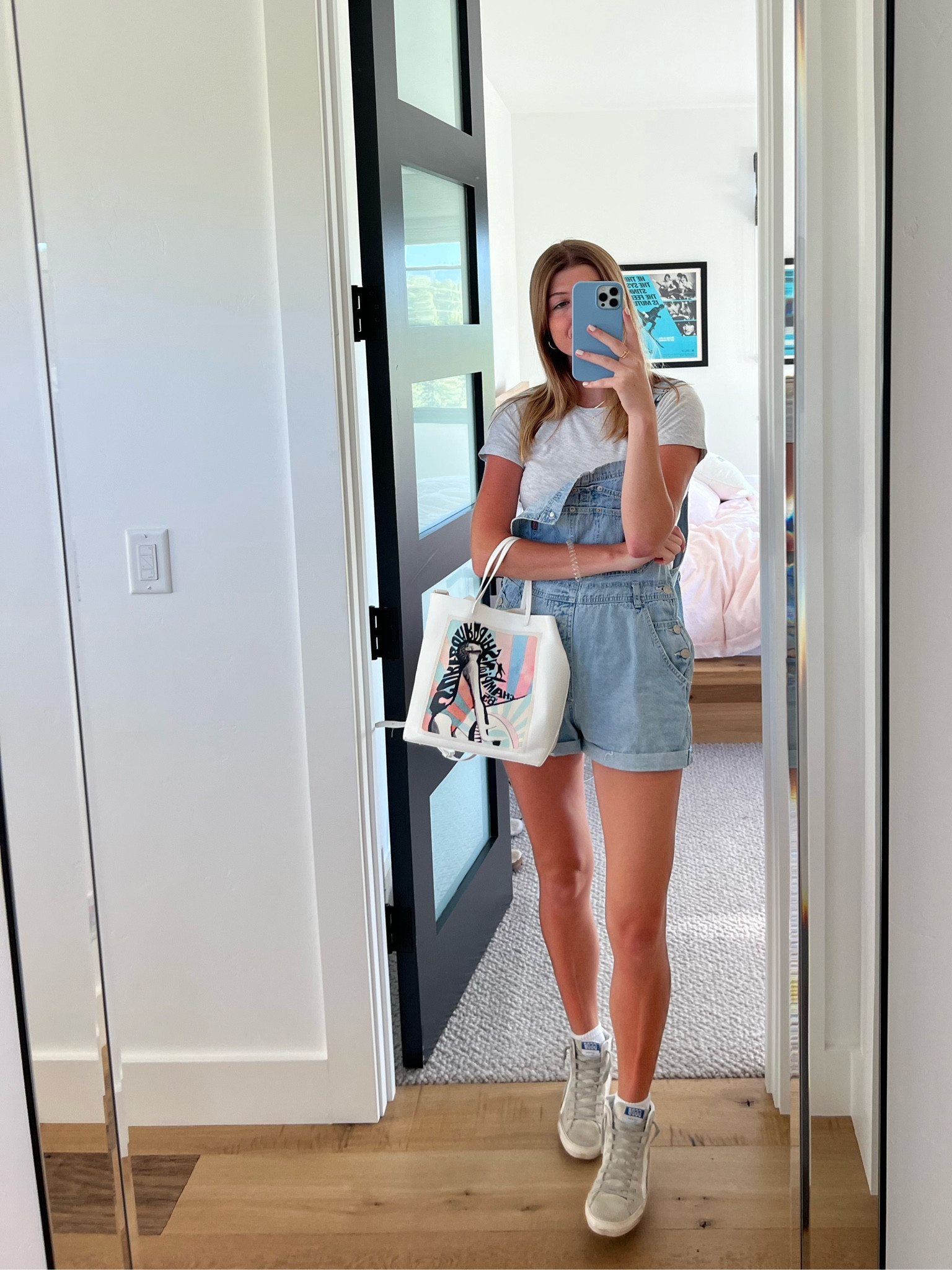 Zimmerman 💖
The perfect everyday bag! 
#zimmerman #purse #everydaybag #whitepurse #overalls #spring #summer #goldengoose 

#LTKSpringSale #LTKitbag #LTKSeasonal