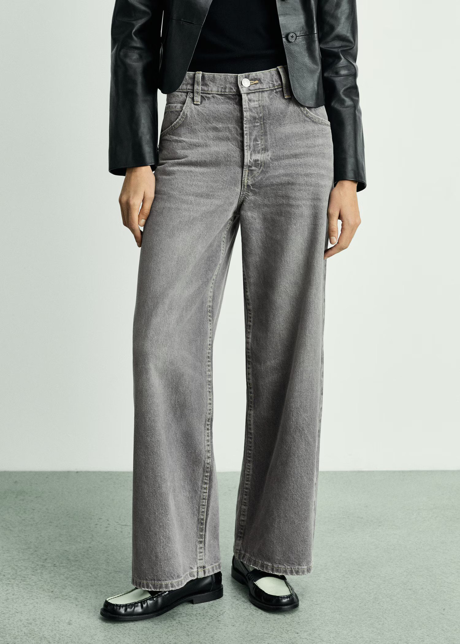 Massy wideleg loose mid-rise jeans - Women | MANGO United Kingdom | MANGO (UK)