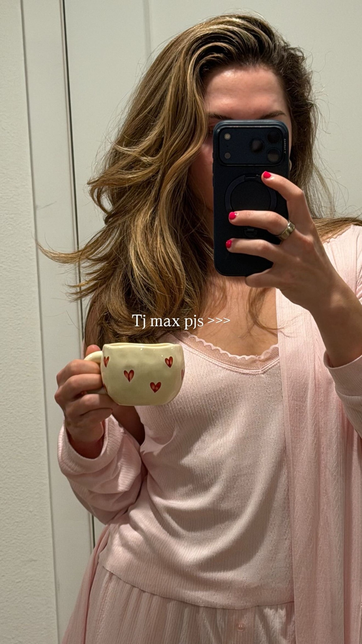 Linked similar cute pajamas from TJ Maxx! Perfect for Valentine’s Day 💗

#LTKootd