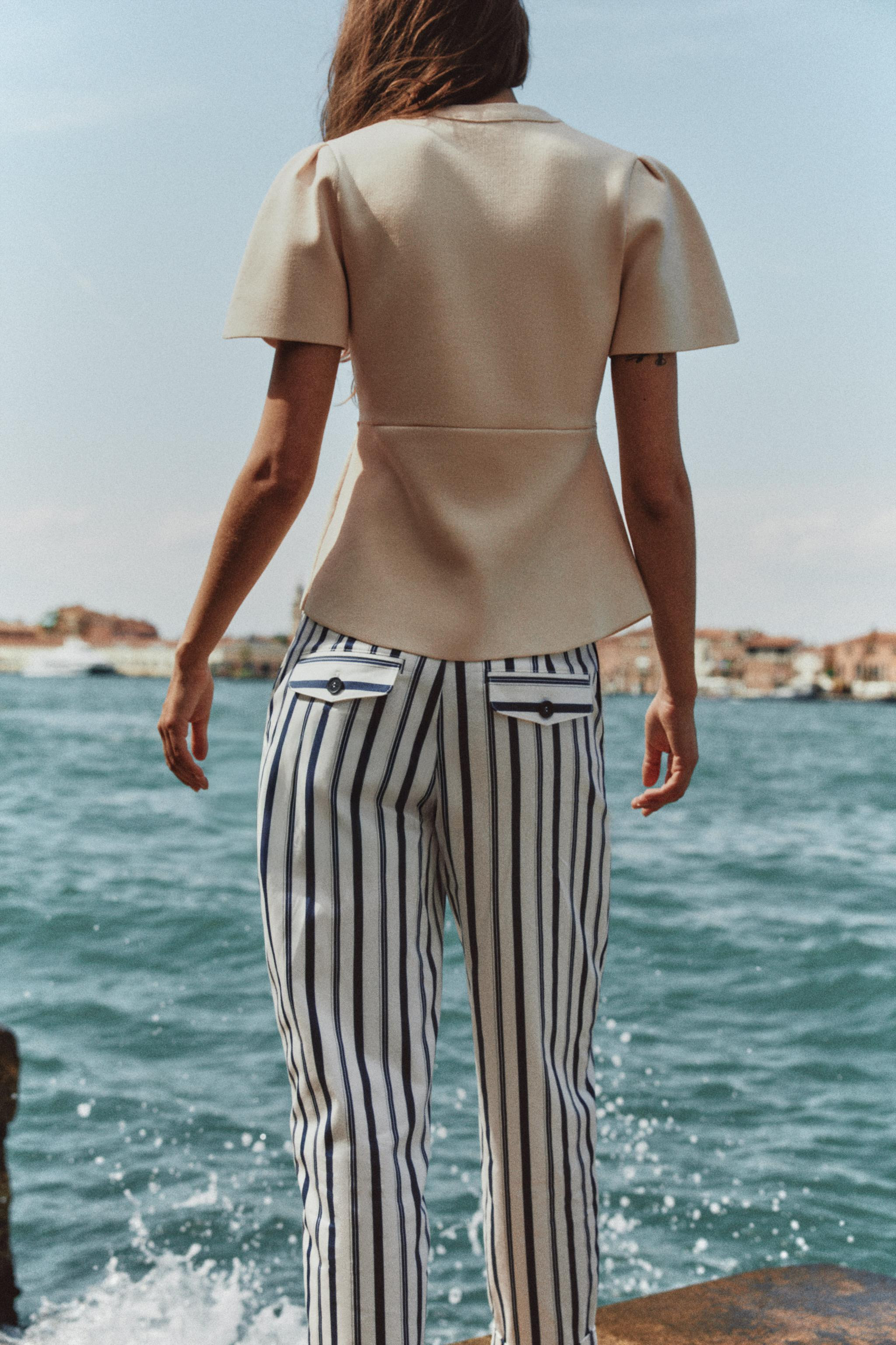 CARDIGAN WITH PUFF SLEEVES AND VENTS | Zara UK