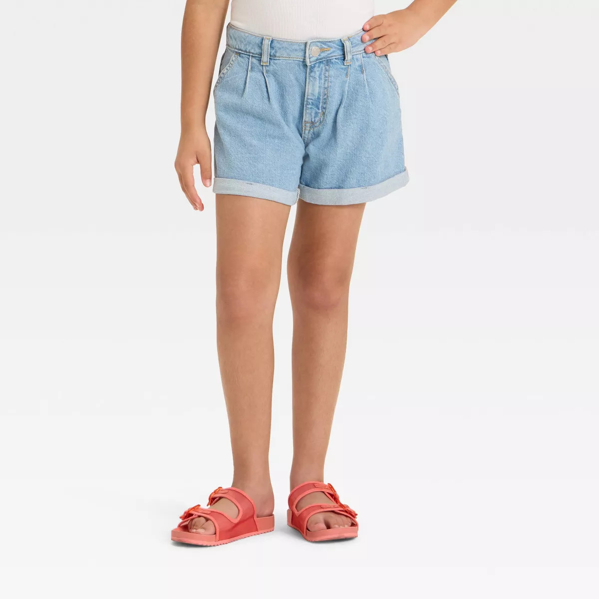 Girls' Pleated Front Cuffed Jean Shorts - Cat & Jack™ Light Wash XS | Target