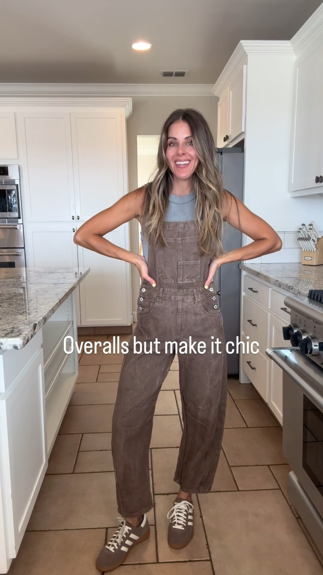 My faveeeee overalls for fall! Love the color and the slight barrel leg. They look very free people to me, but they’re from Amazon. Amazon style free people Amazon free people look free people style barrel, overalls, brown overalls.