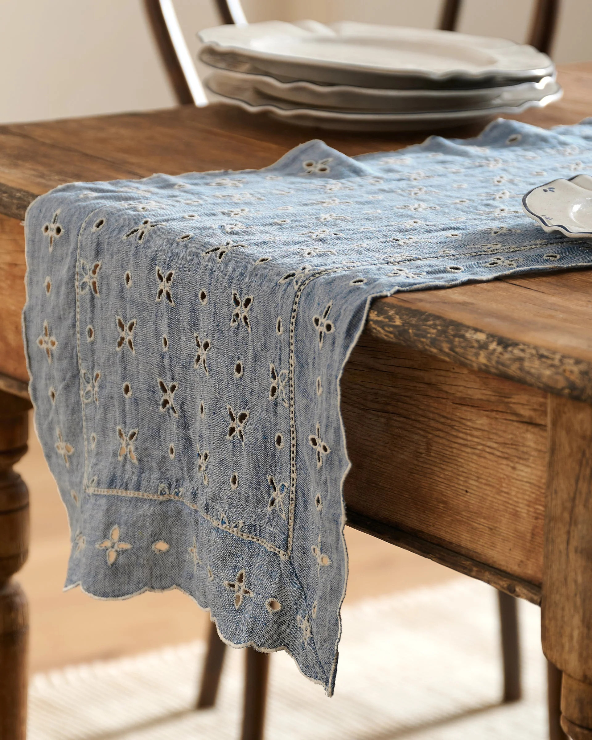 Chambray Eyelet Runner | Magnolia