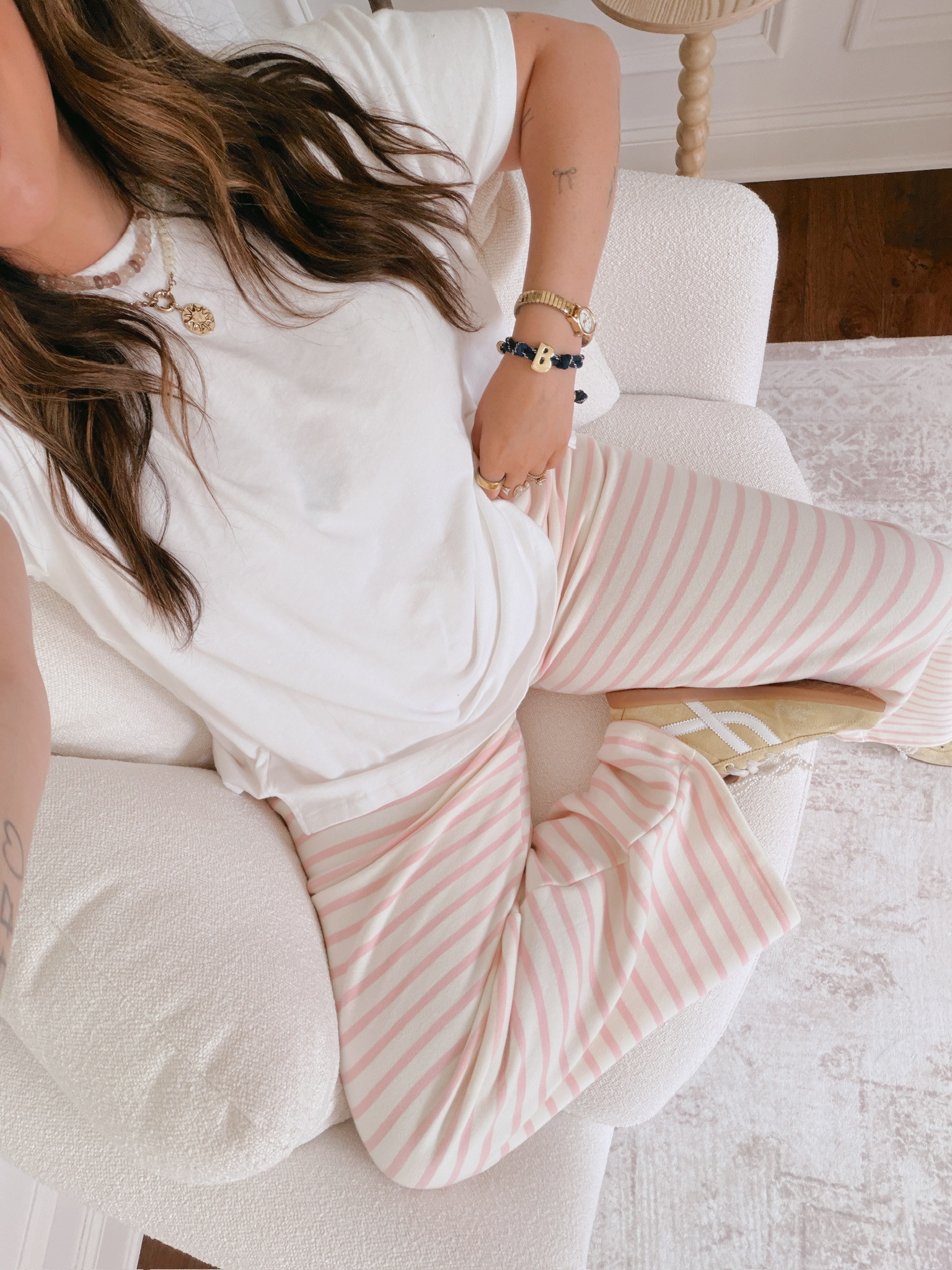 wearing a large in the top, XL in the bottoms 

 #LTKSeasonal #LTKMidsize