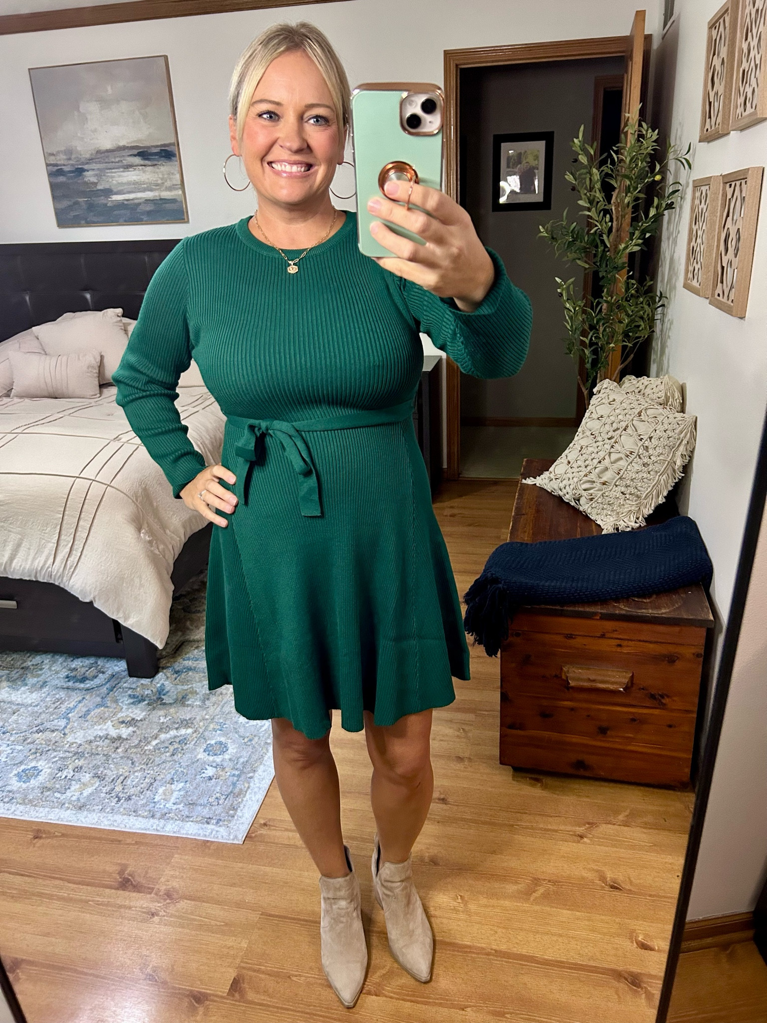 How gorgeous is this sweater dress with the tie waist?! 

#LTKSeasonal #LTKOver40