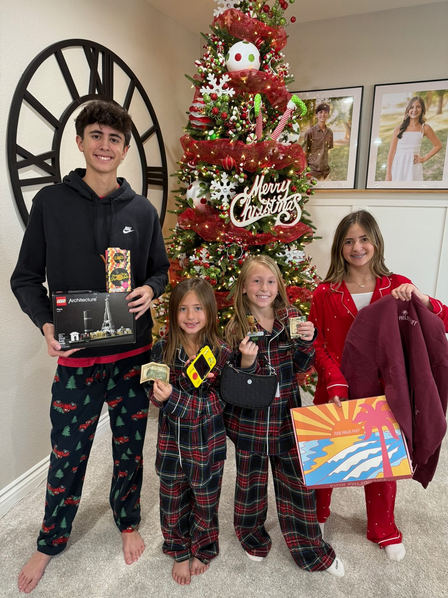 Christmas 2025 Gifts 

#LTKHoliday #LTKFindsUnder50 #LTKGiftGuide