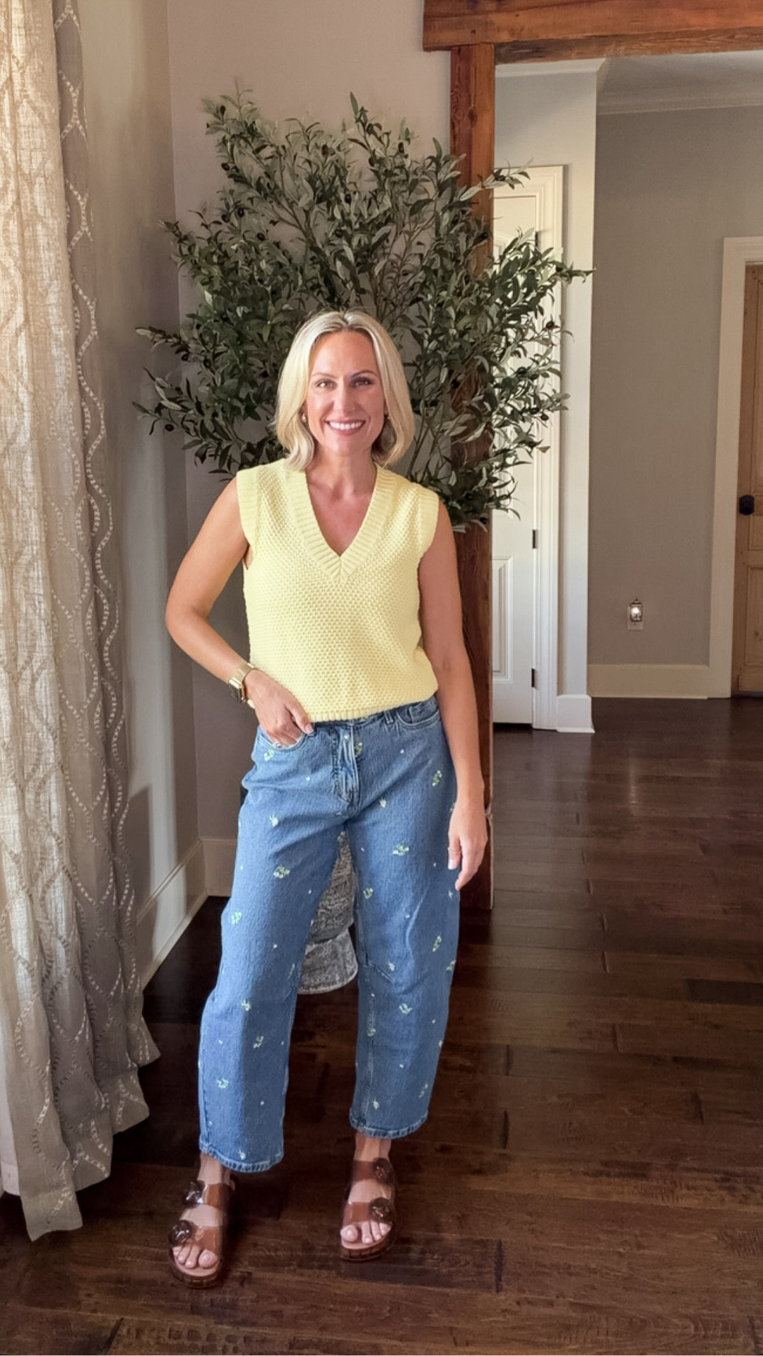 Okkkk Walmart 👏🏼 These Spring Barrel Jeans are the cutest thing! 

#SpringTrends #SpringDenim #HOCSpring #WalmartFashion 

#LTKPetite #LTKSeasonal #LTKootd