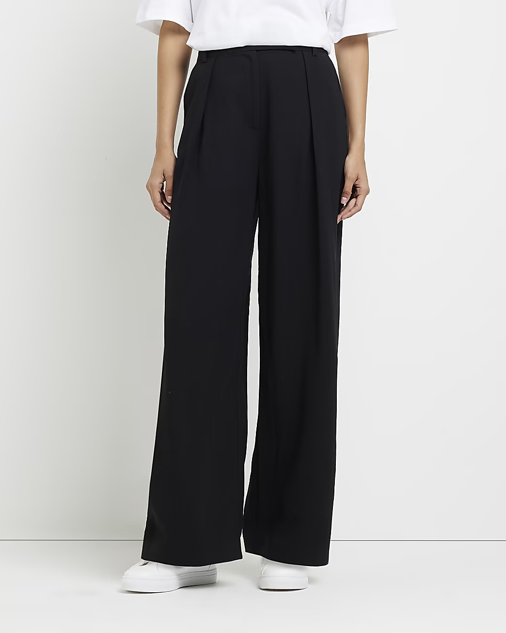 Black wide leg trousers | River Island (UK & IE)