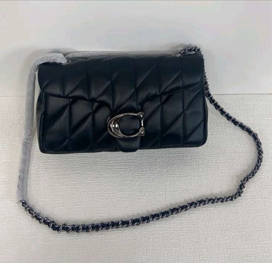 This Coach crossbody dupe from DHGate is only $40 right now!! 

#LTKItBag #LTKWorkwear #LTKFindsUnder50