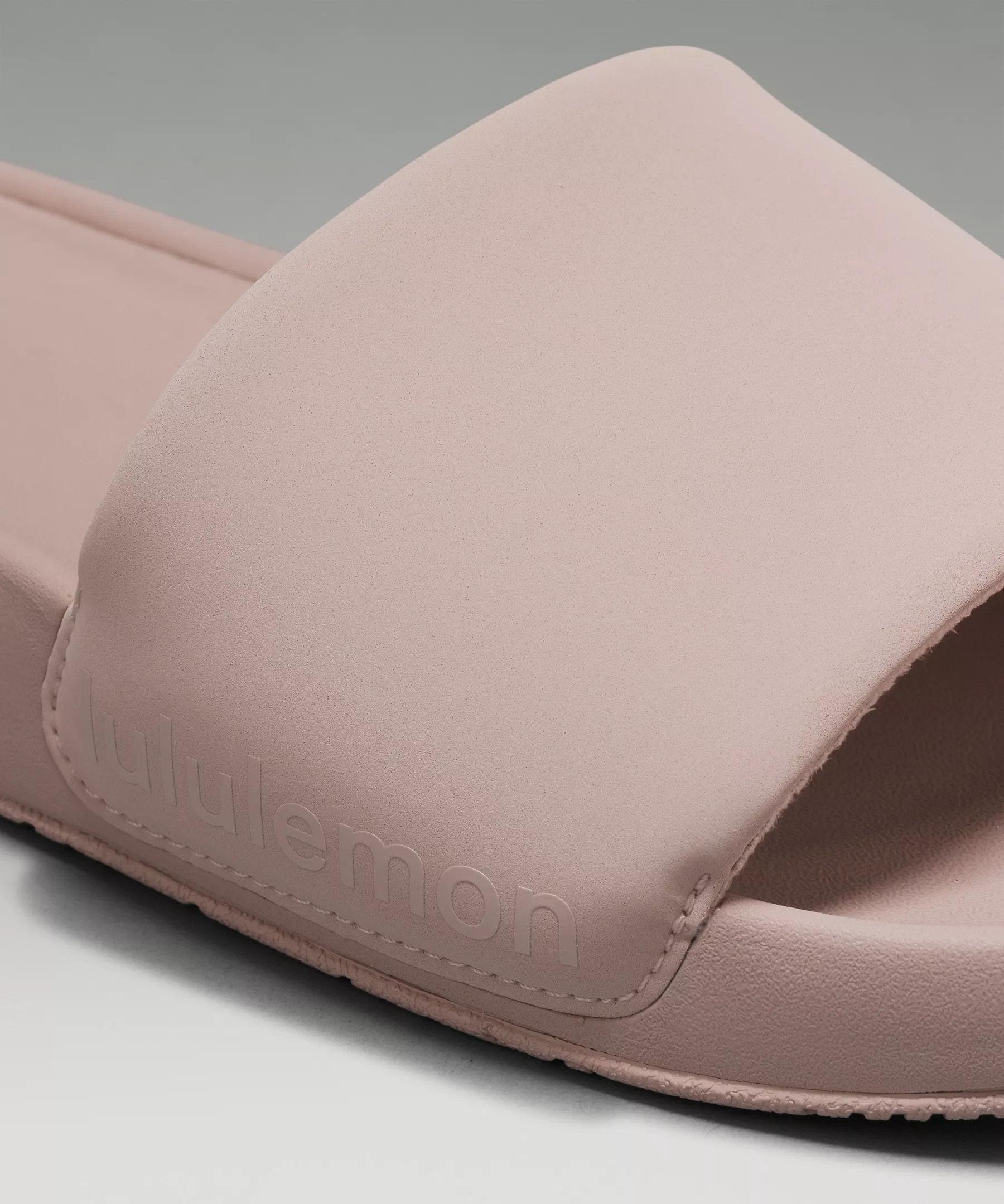 Restfeel Women's Slide | Lululemon (US)