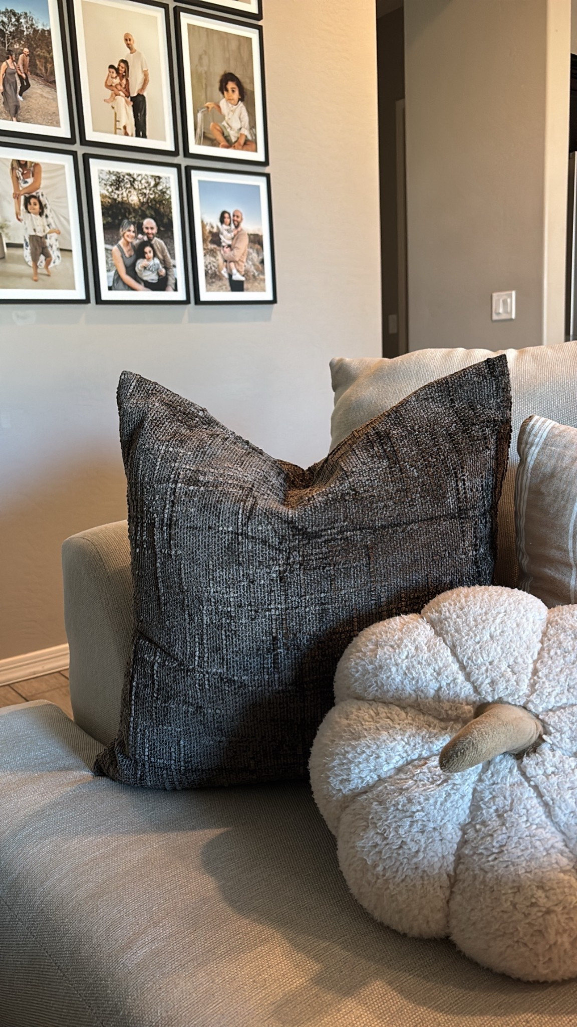 Amazon pillow covers  (size 20 x 20) in dark brown under $20! 

#amazonhome #amazonpillows #pillowcovers #fallpillows #falldecor #fallhome #cozyvibes #lookforless #affordablefinds #fallhomedecor #seasonaldecor #pumpkinpillows #fallfinds #affordablepillows #throwpillows #decorativepillows 

#LTKSeasonal #LTKHome #LTKSaleAlert