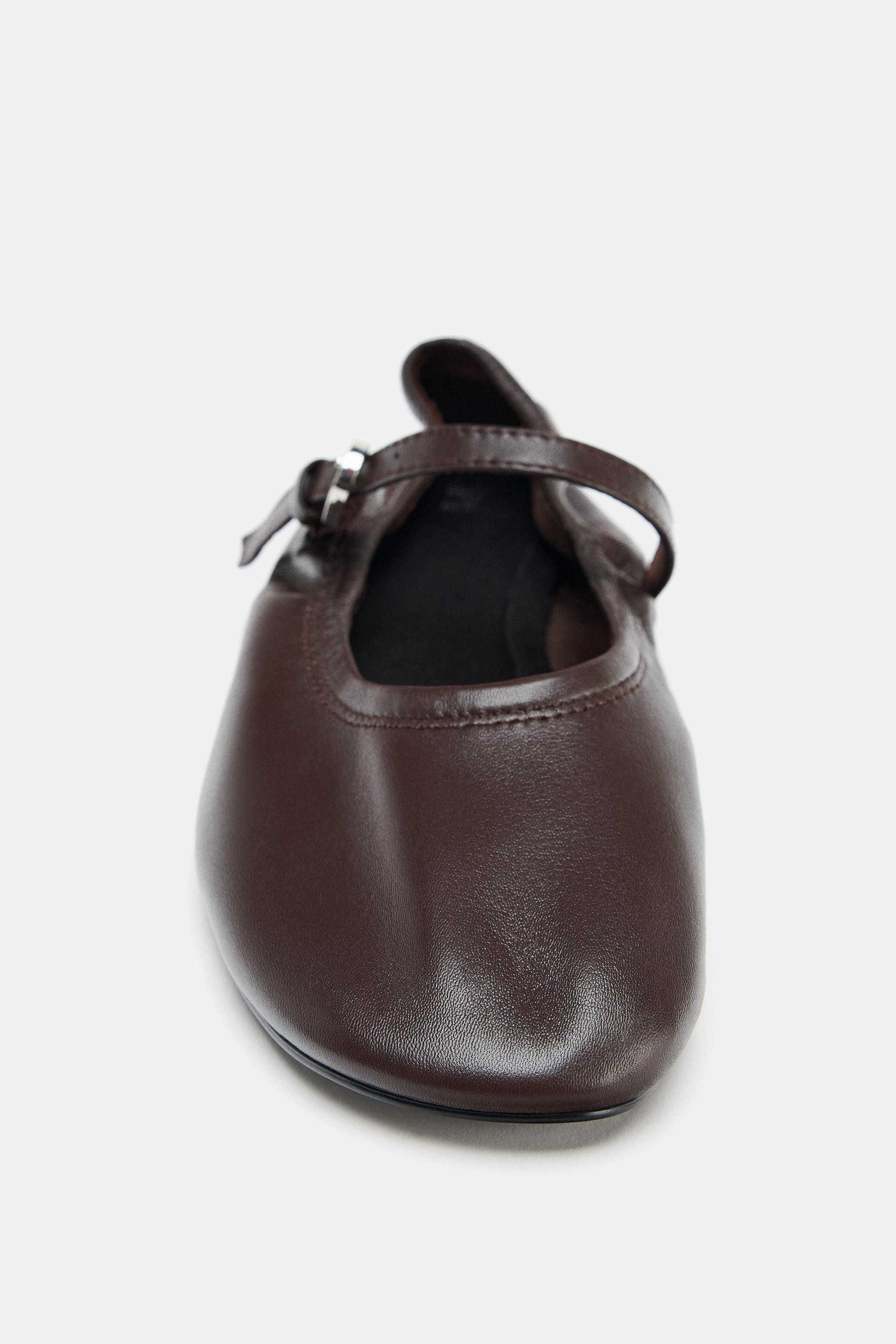 SOFT LEATHER BALLET FLATS | Zara UK