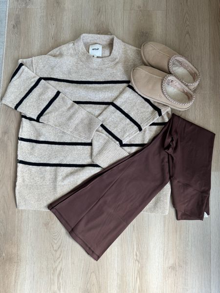 Loveee to mix the tones of browns and blacks. These basics are both from aerie 

Sweater - small
Leggings - small 

#LTKHolidaySale #LTKfindsunder50 #LTKstyletip