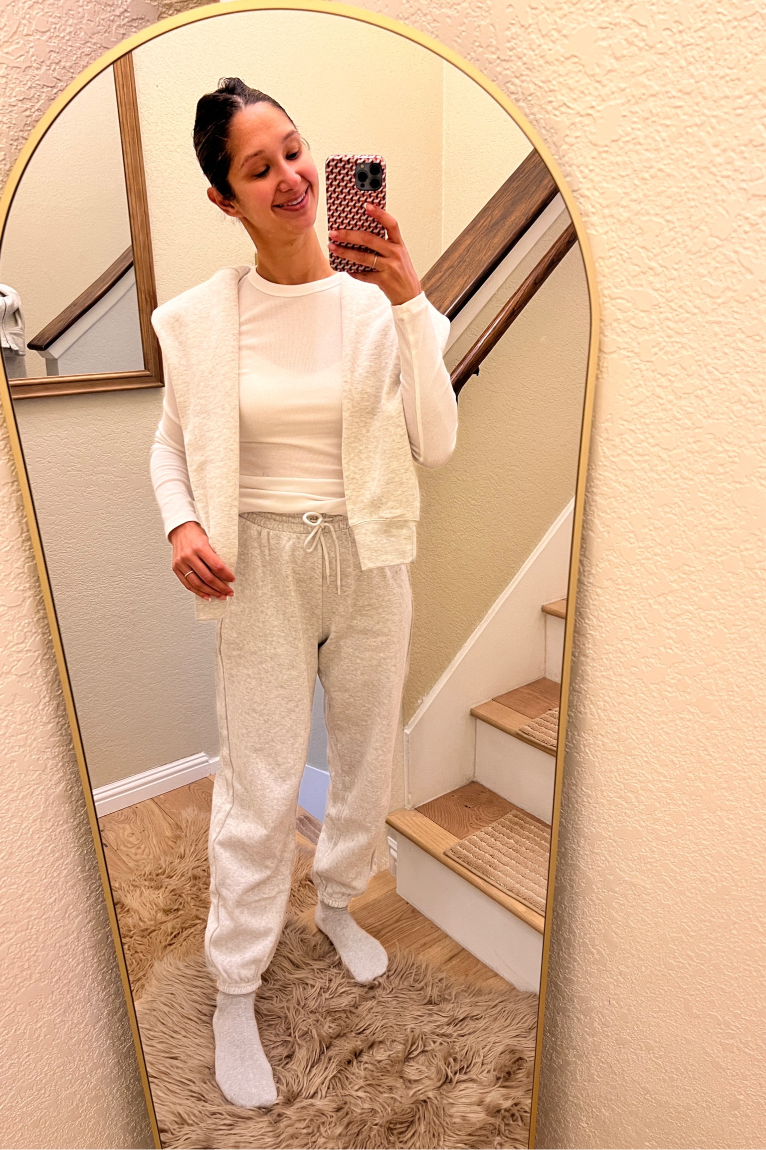 Weekend winter weather ready | I’m wearing the petite XS joggers and size small in the sweatshirt 

#LTKFindsUnder50