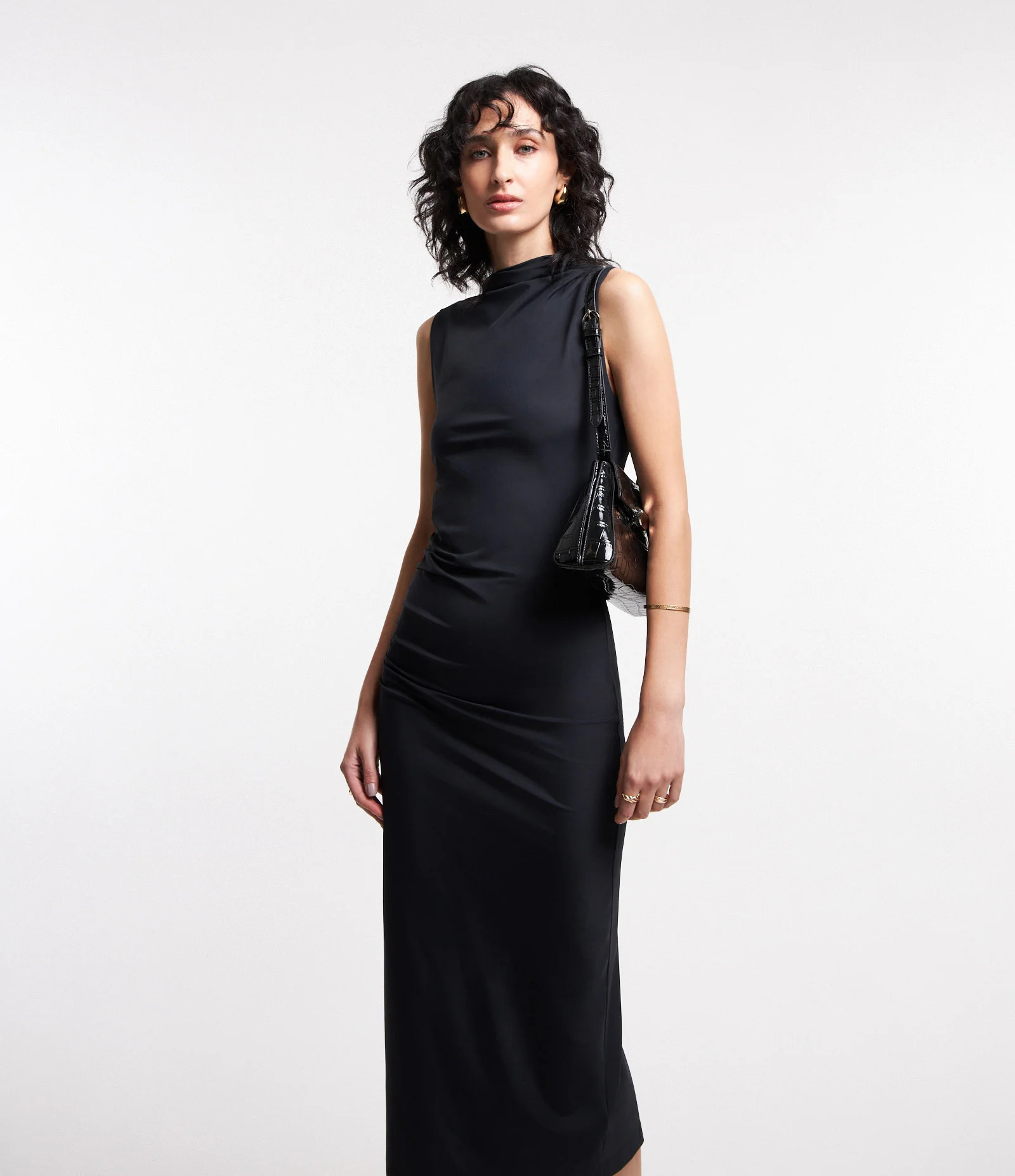 Vestido Tubinho Midi em Poliamida com Detalhes Drapeados Preto - Lojas Renner | Renner (BR)