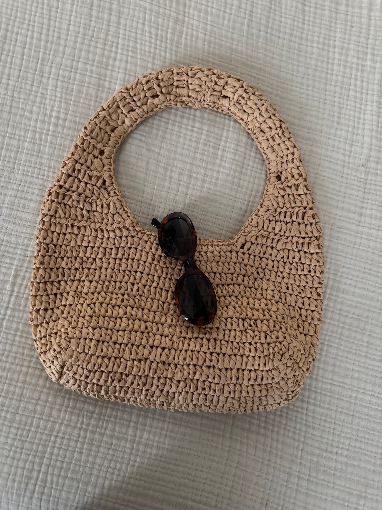 My new summer bag is on sale for under $20 😍

#LTKFindsUnder50 #LTKU #LTKStyleTip