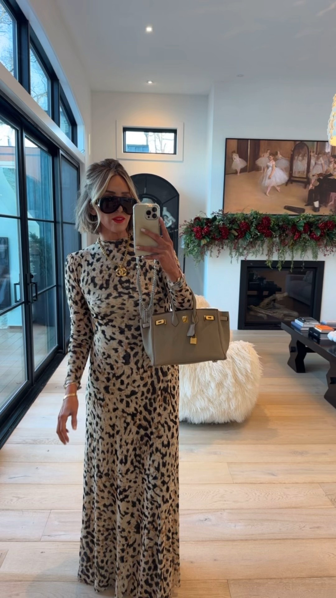 One of my very favorite dresses from last spring was restocked! 😍😍😍 