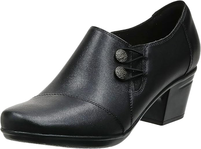 Clarks Women's Warren Slip-On Loafer | Amazon (US)
