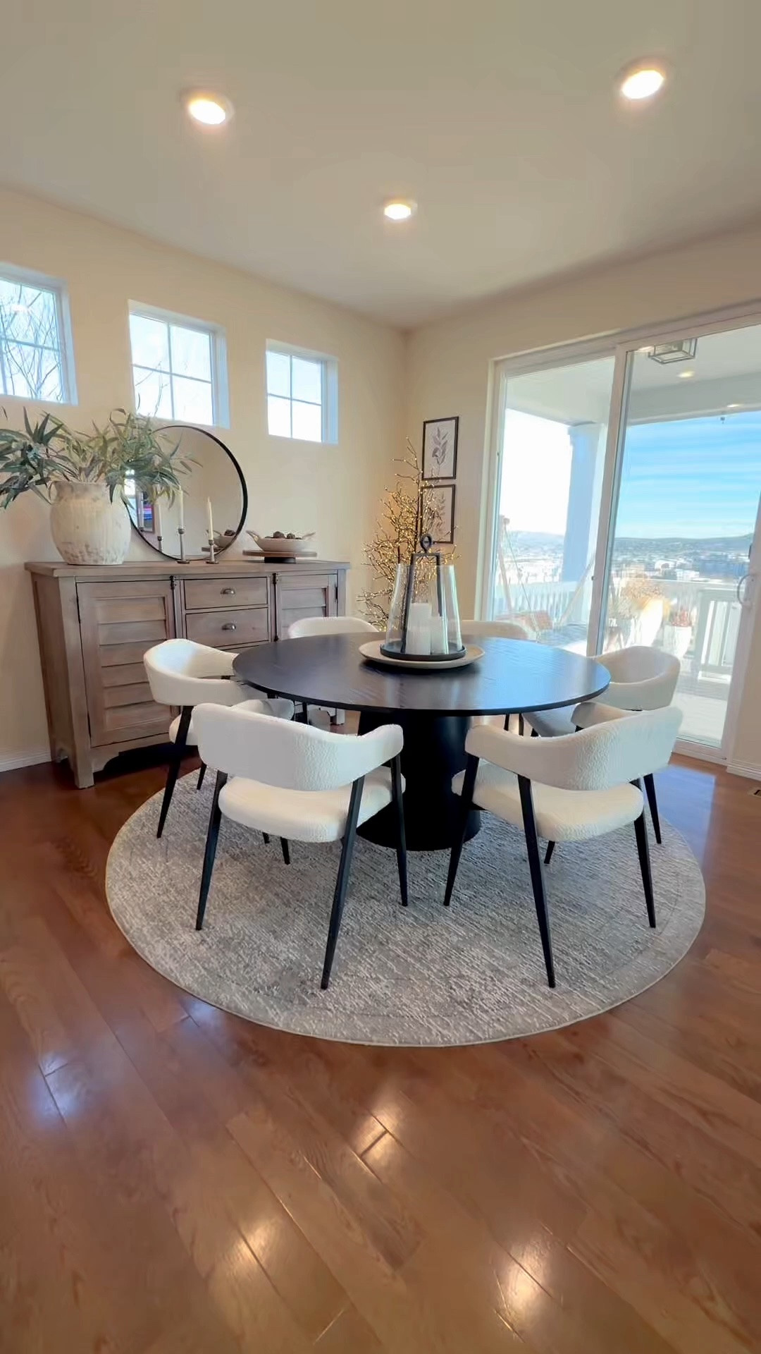 Dining chairs

#LTKHome #LTKSaleAlert