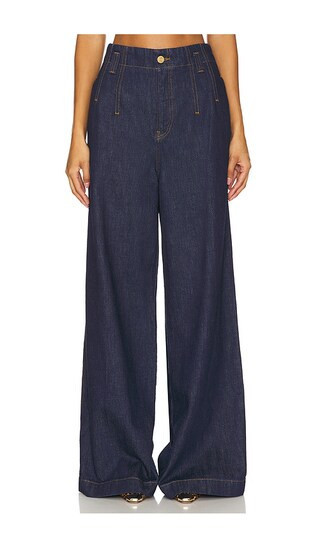 FRAME Darted Wide Leg in Denim-Dark. | Revolve Clothing (Global)
