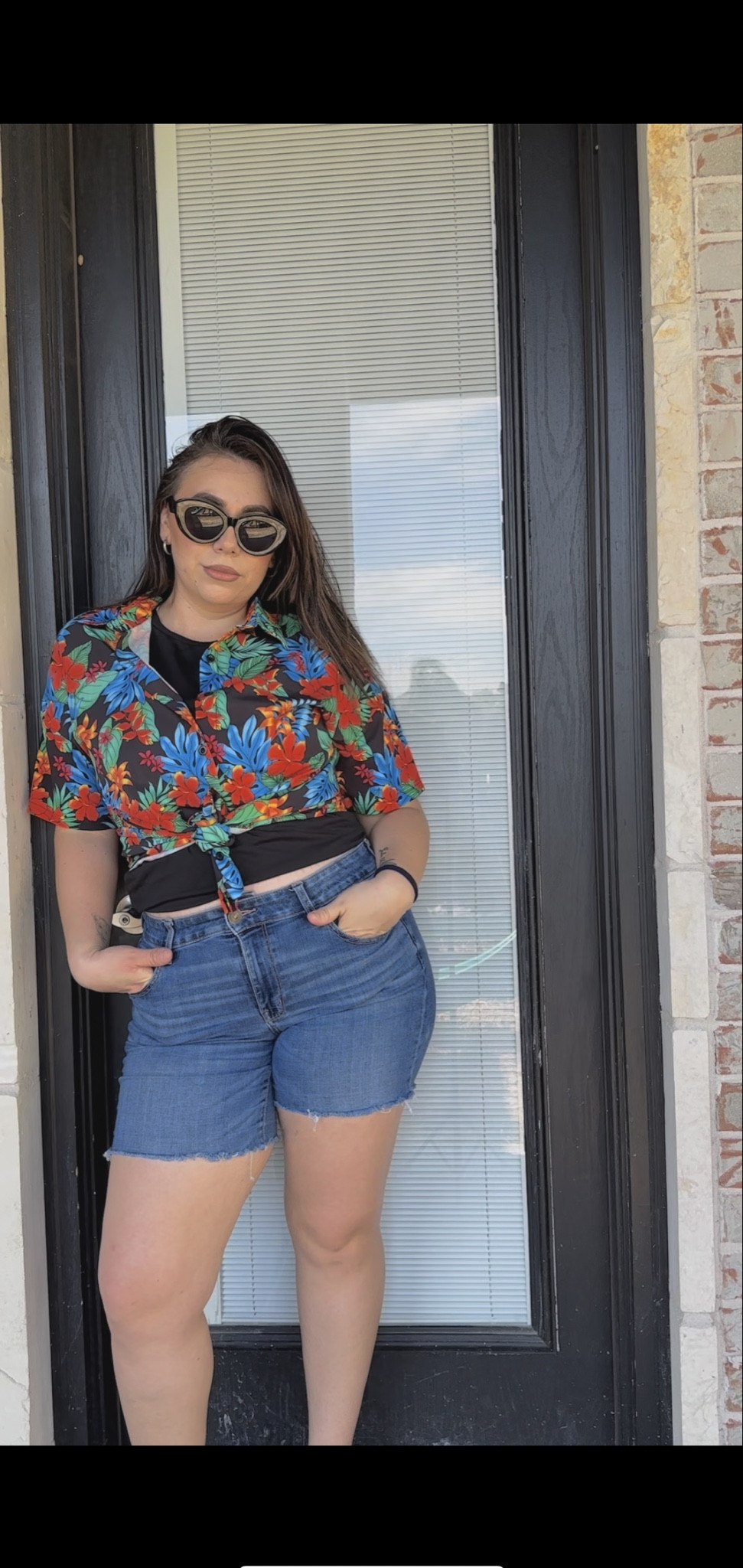 Need a shirt for vacation to that resort or beach hotel? This one is perfect! 

#LTKplussize #LTKstyletip #LTKmidsize