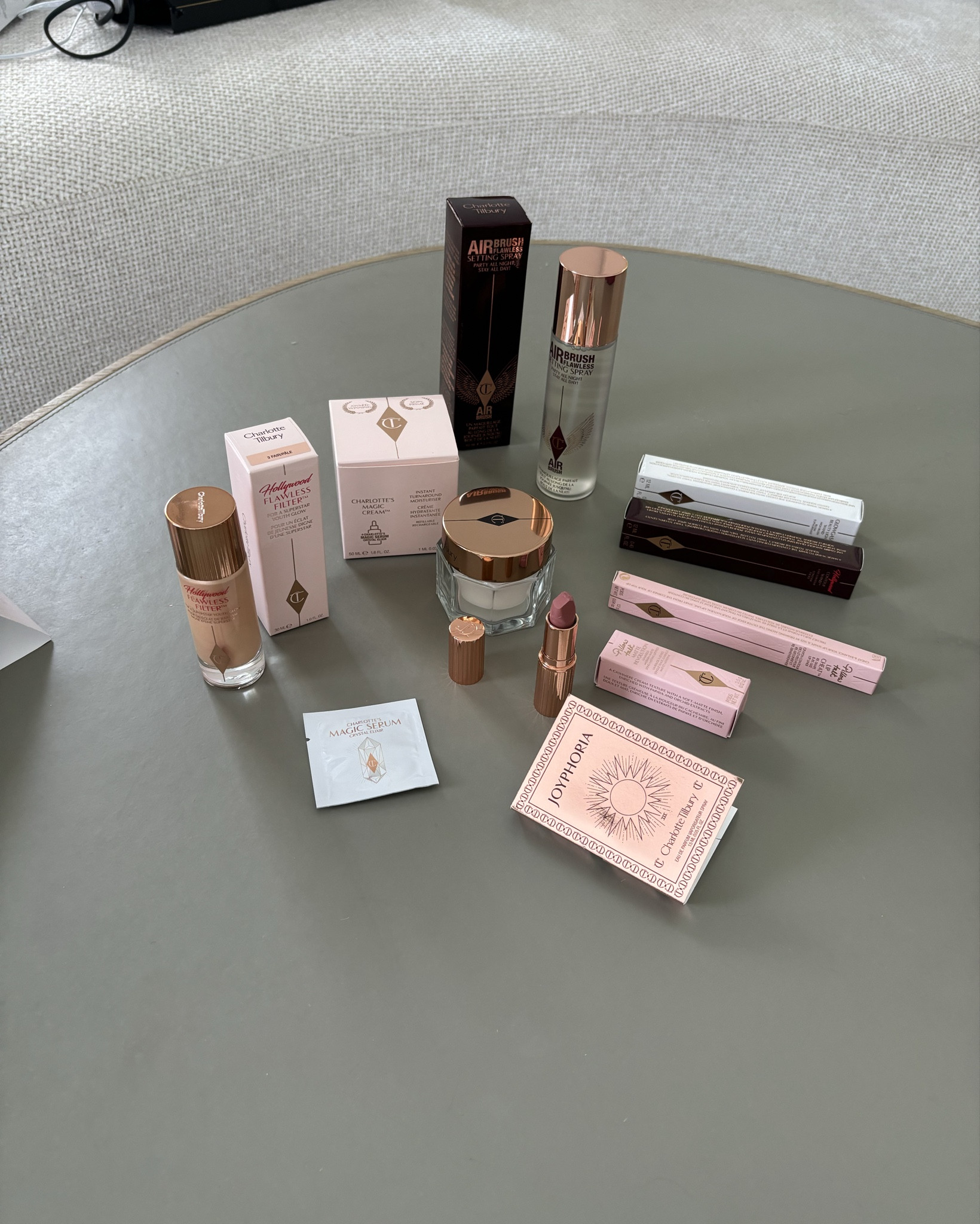 Charlotte Tilbery beauty boutique has just opened up and Aventura mall! I’ve been using this brand for such a long time. This brand is in my top five beauty friends are use consistently. I’ve tagged my must haves you need on your kit 😍😘

#LTKBeauty #LTKHome