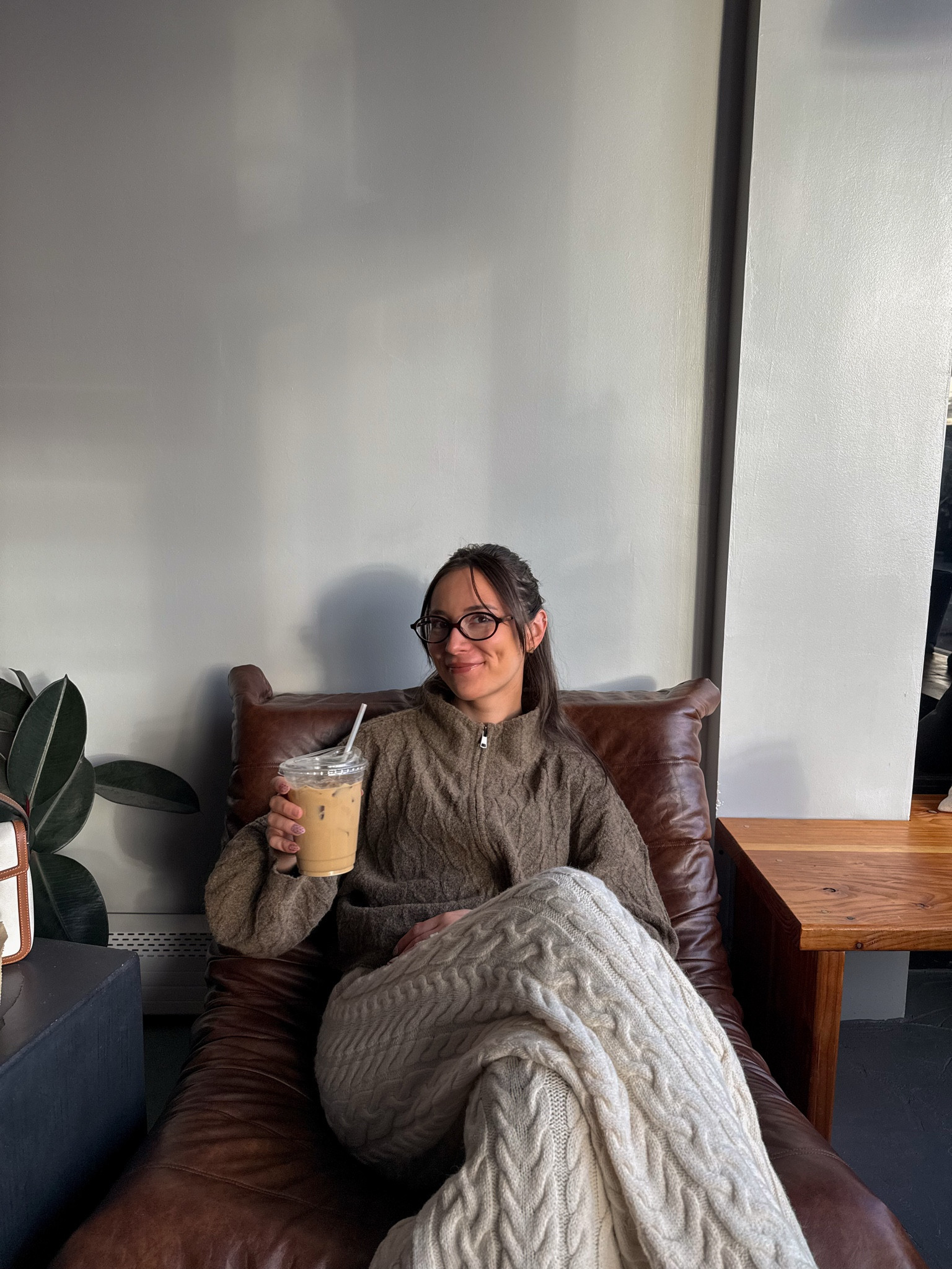 pinterest aesthetic, Pinterest outfit, outfit ideas, outfit inspo, outfit inspiration, ootd inspo, casual style, casual outfit ideas, everyday outfit, autumn fashion trends, cozy winter outfits, winter layering, cold weather outfits, winter wardrobe essentials, cozy chic style, bundled up looks, warm but stylish, winter basics, winter capsule wardrobe

#WinterFit #DailyWinterOutfit #BundleUpStyle #ColdWeatherFits #WinterLookbook #LayeredLooks #SimpleWinterStyle#CozyAesthetic #WinterAesthetic #SnowyDays #HolidayStyle #ComfyChic #WarmLayers
